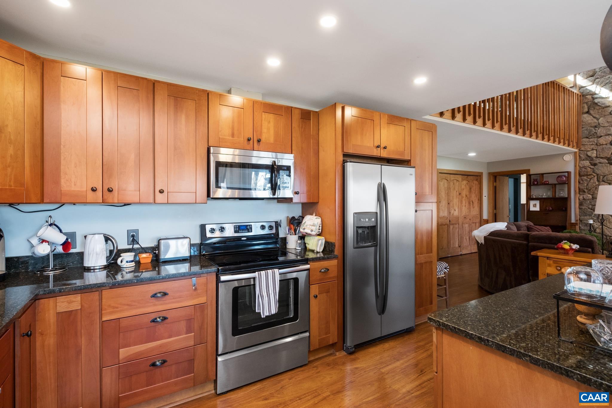 119 EAST CATOCTIN DR
