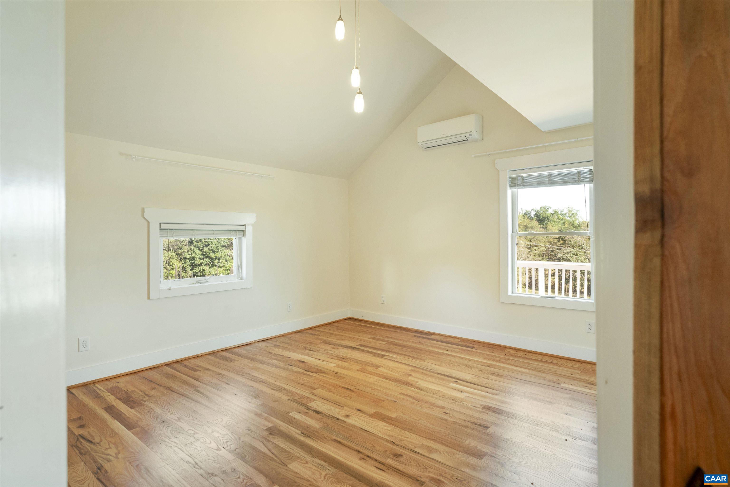 1850 BROWNS GAP TPKE