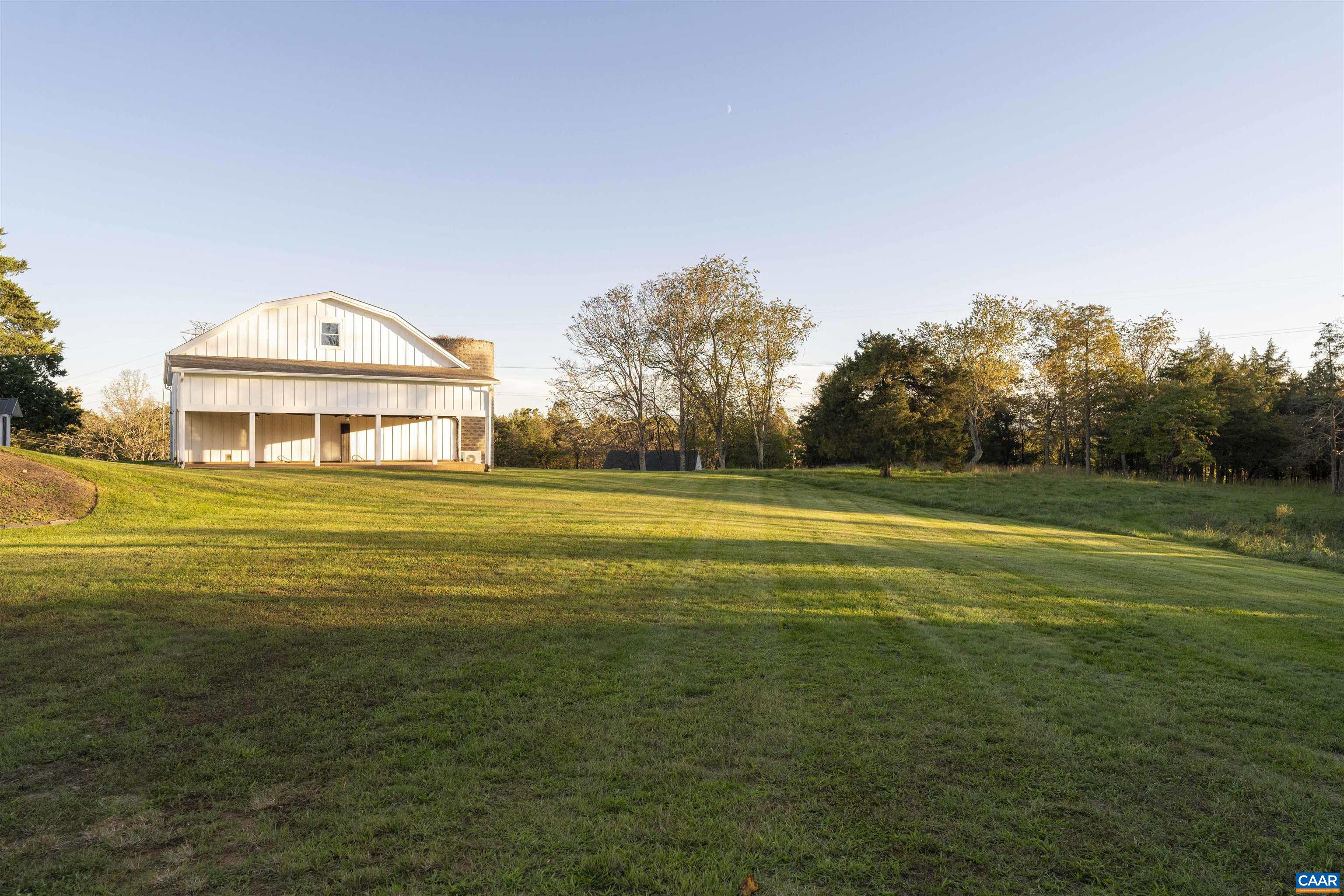 1850 BROWNS GAP TPKE