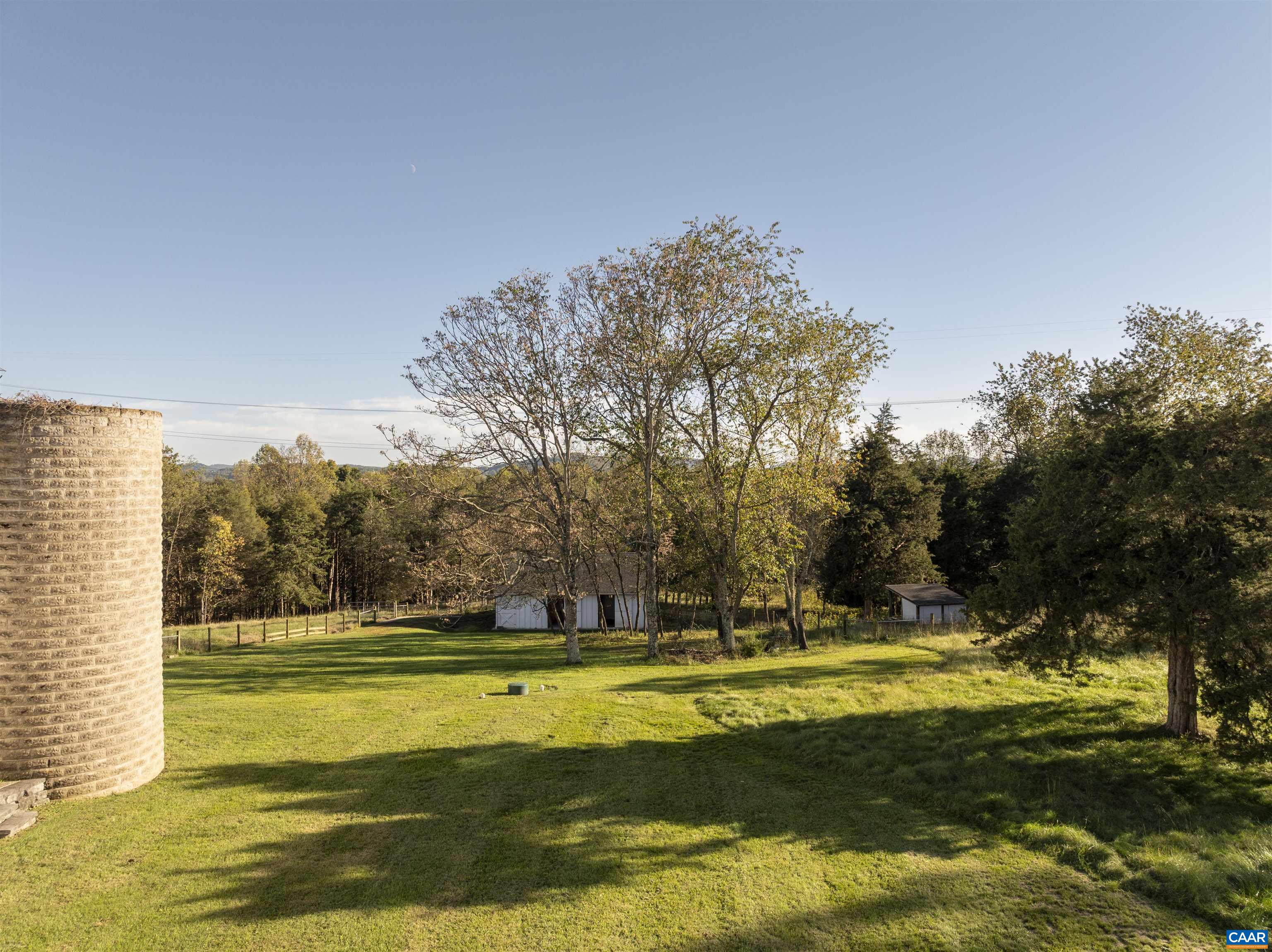 1850 BROWNS GAP TPKE
