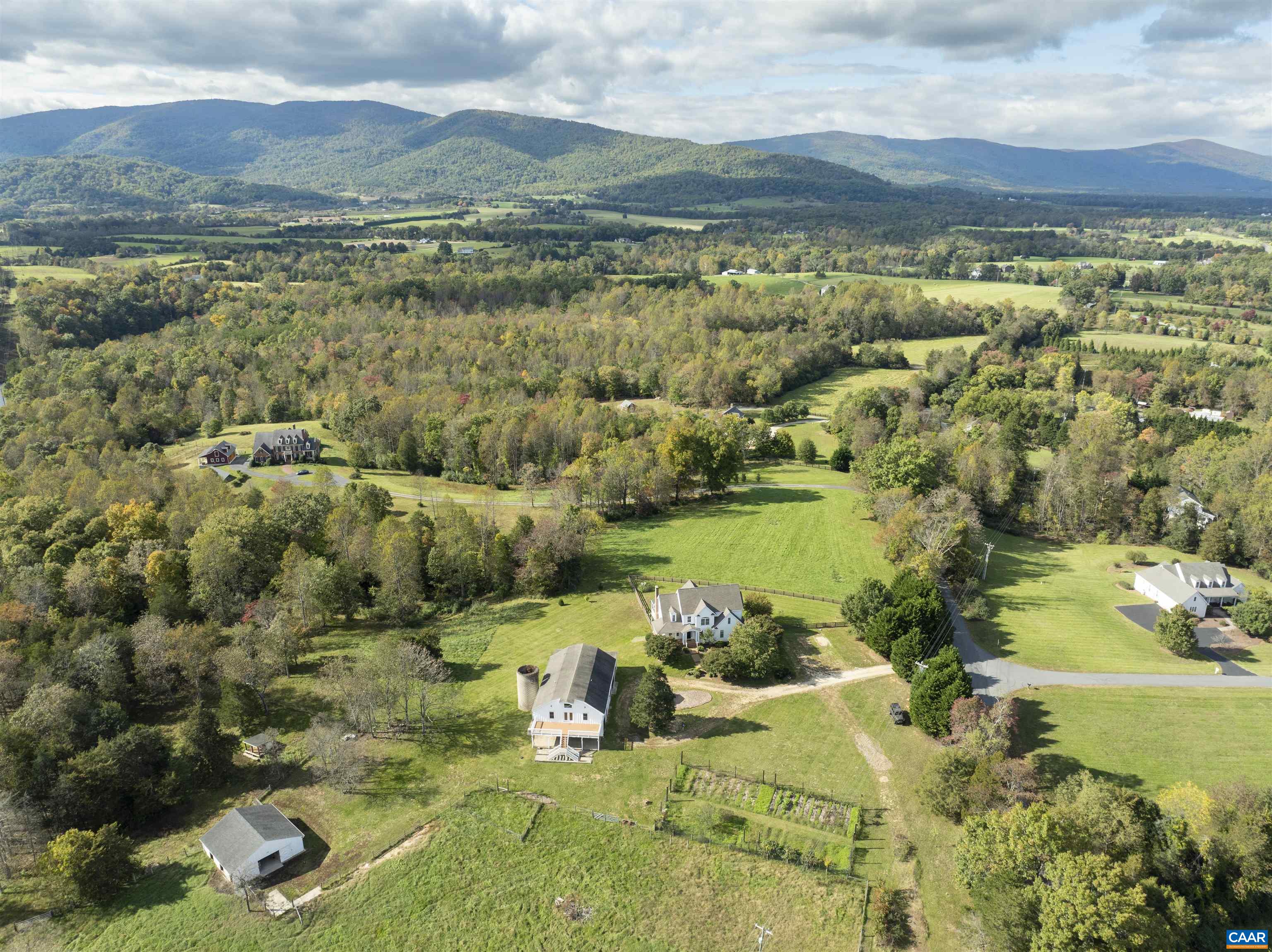 1850 BROWNS GAP TPKE