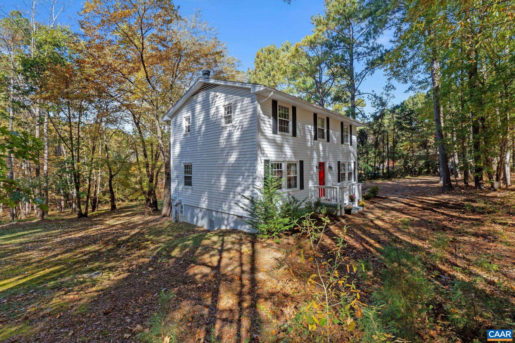 3328 MARTIN KINGS RD