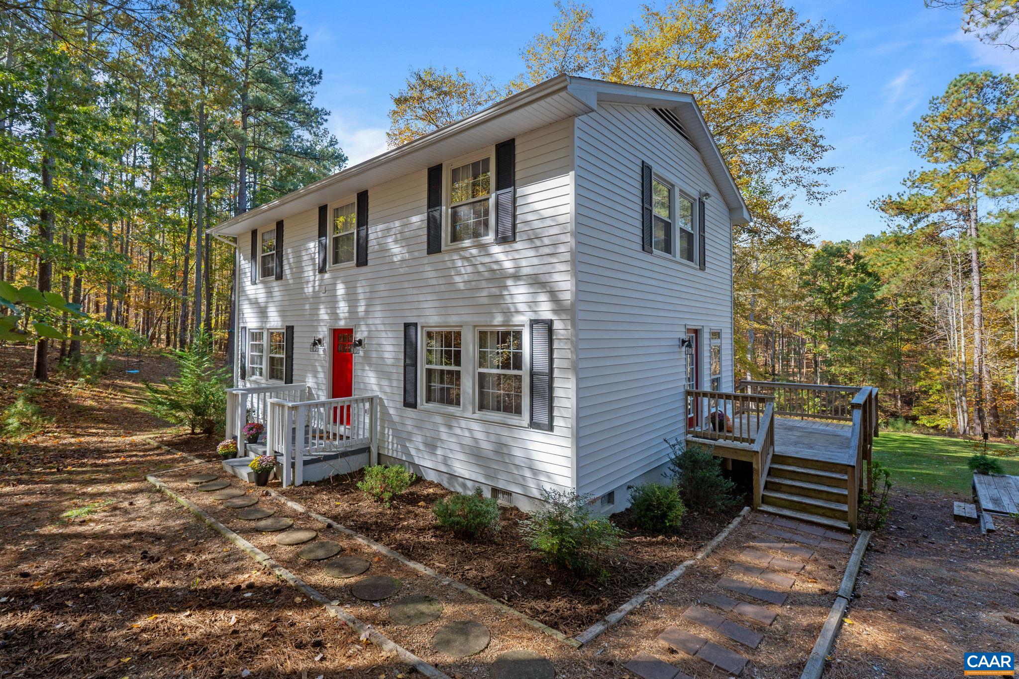 3328 MARTIN KINGS RD
