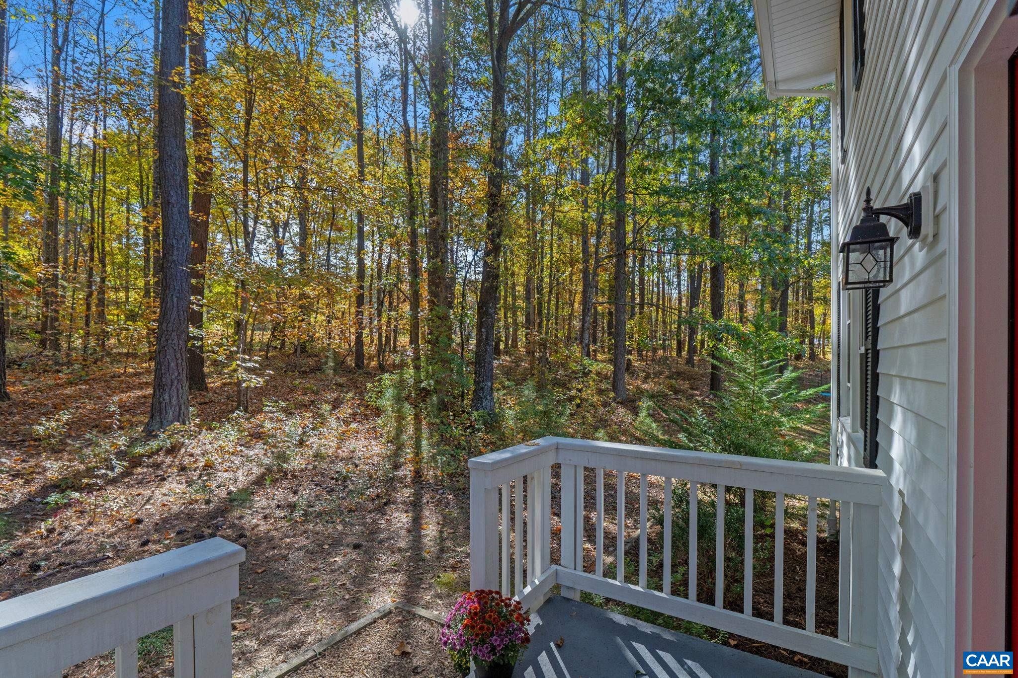 3328 MARTIN KINGS RD