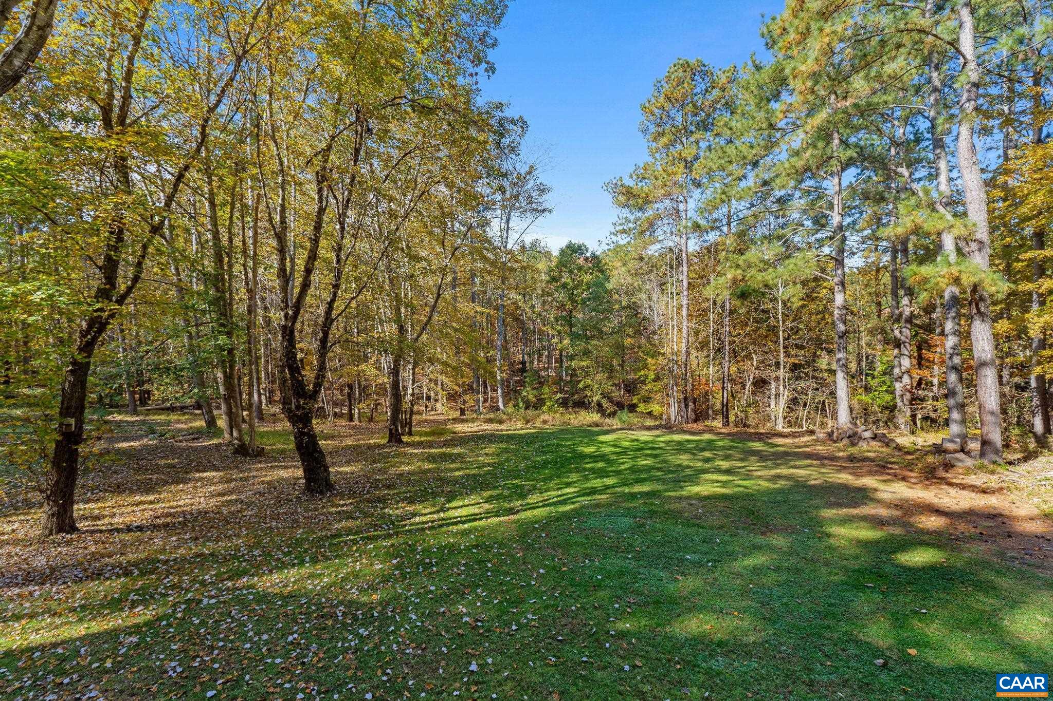 3328 MARTIN KINGS RD