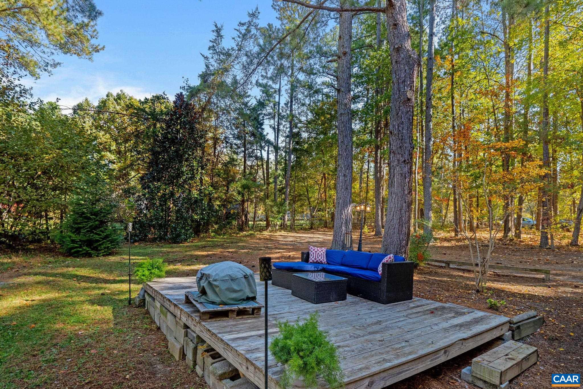 3328 MARTIN KINGS RD