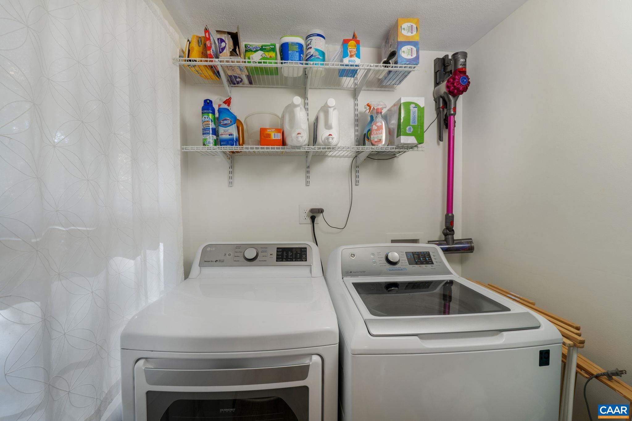 3328 MARTIN KINGS RD