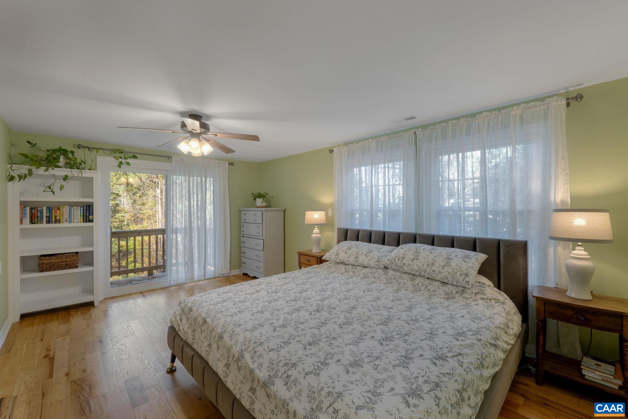 3328 MARTIN KINGS RD