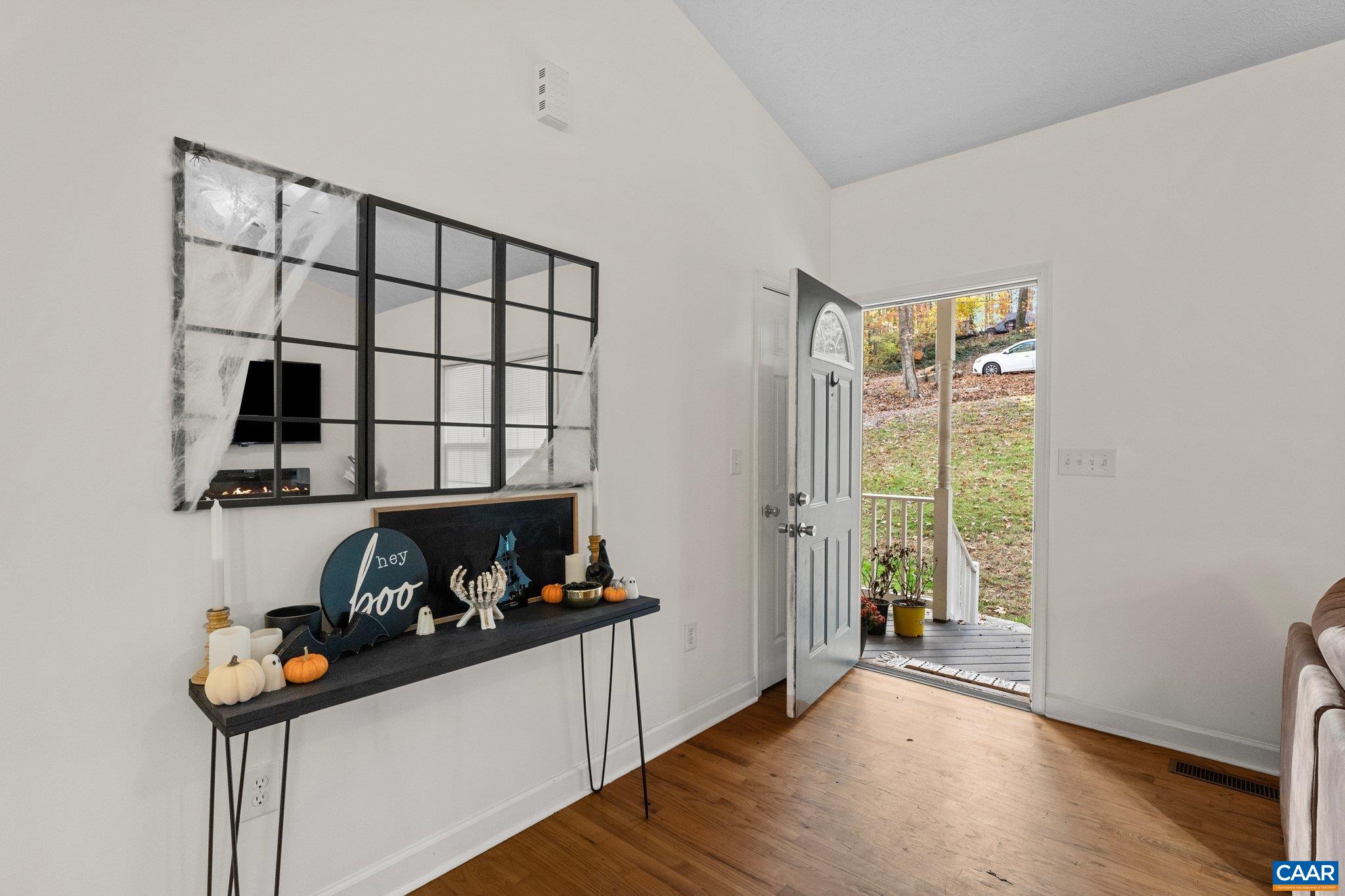 79 LARKSPUR RD