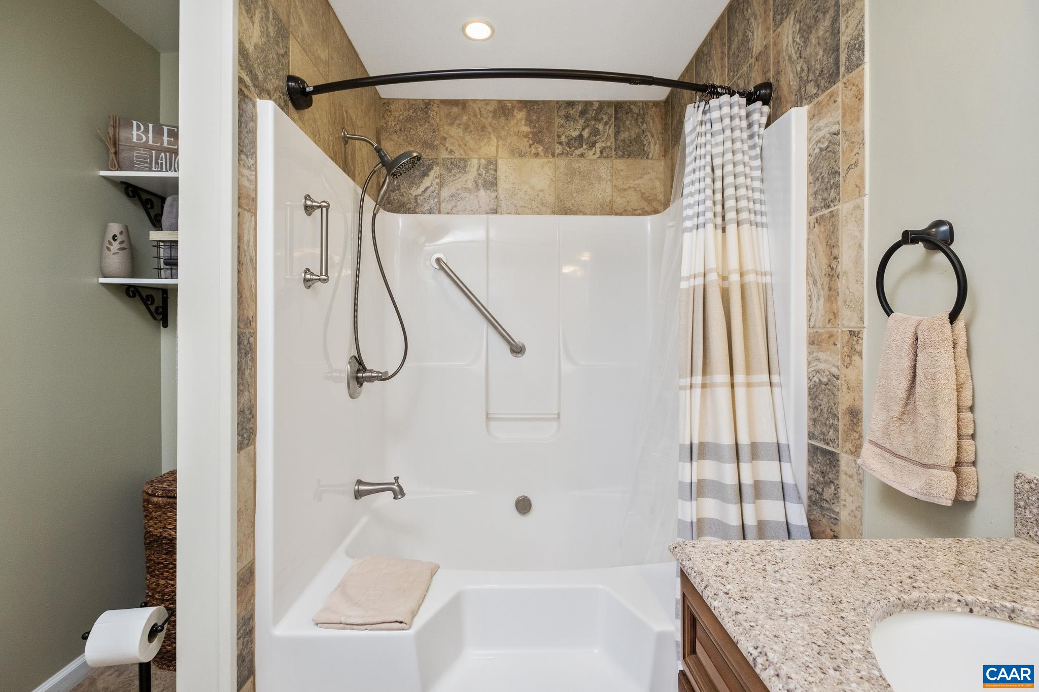 223 COXS CREEK LN