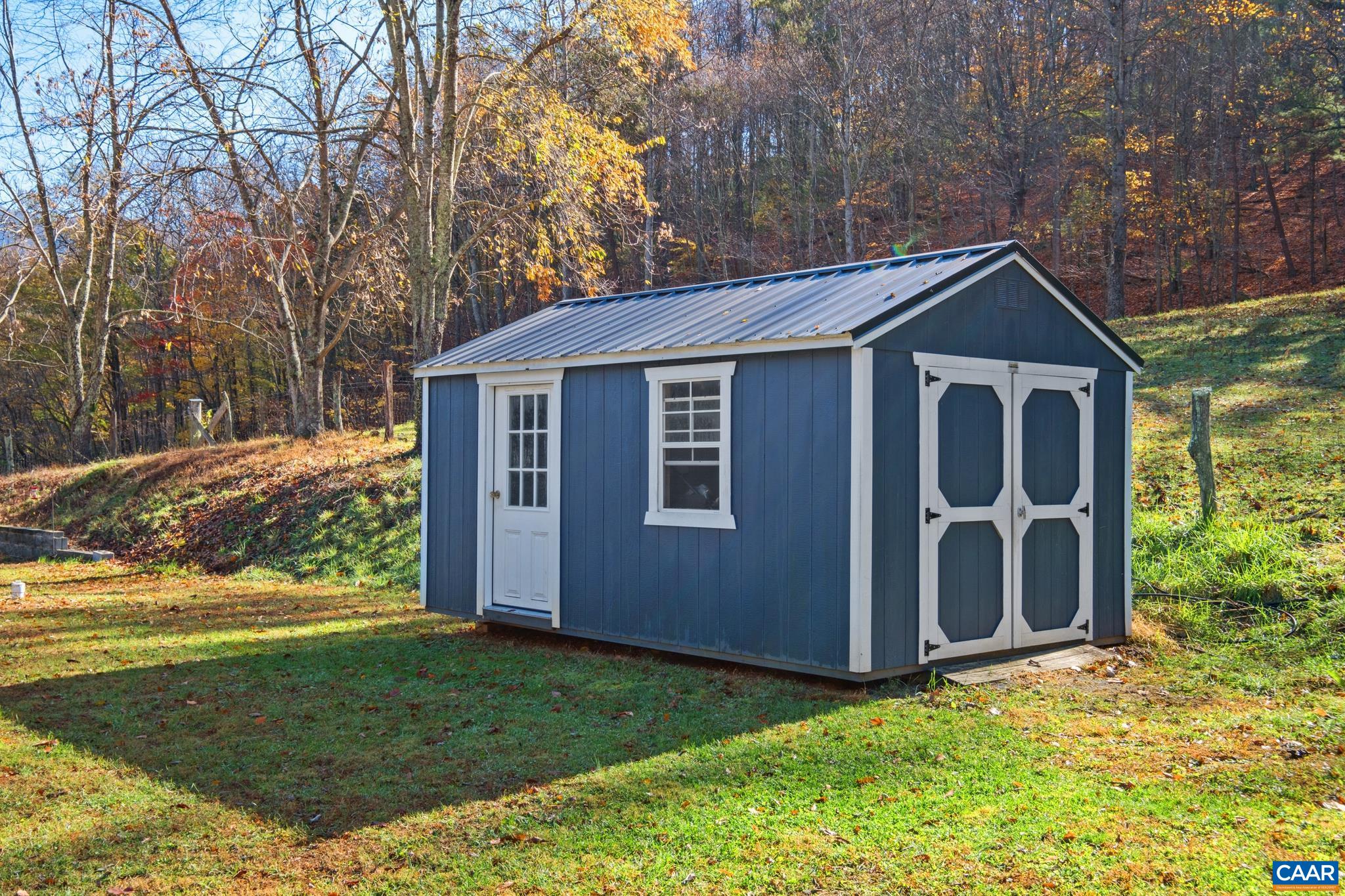 223 COXS CREEK LN