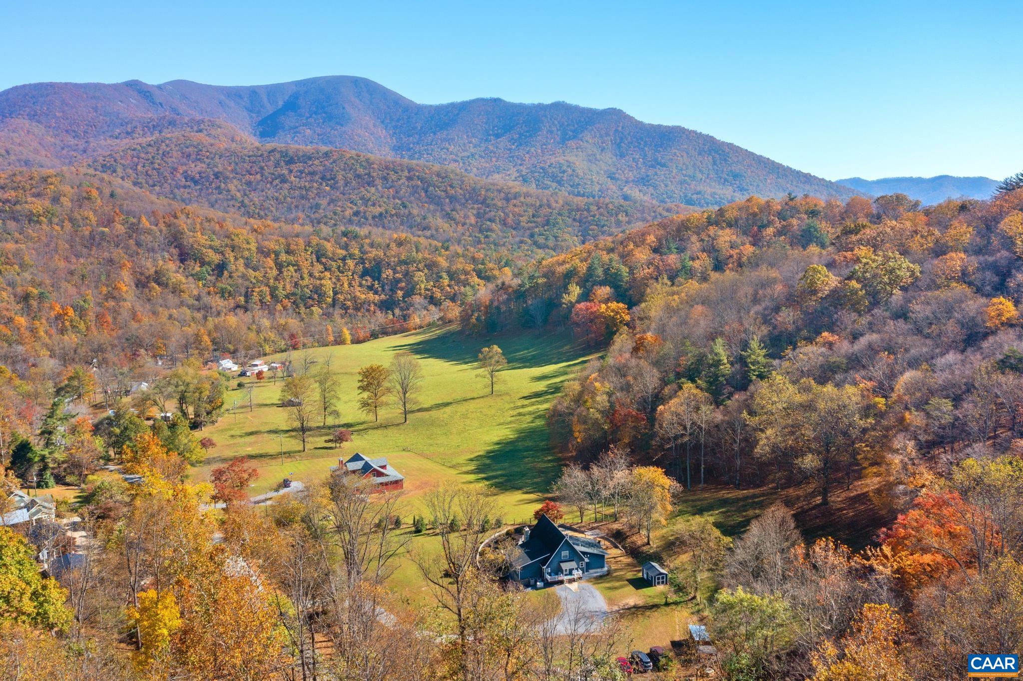 223 COXS CREEK LN