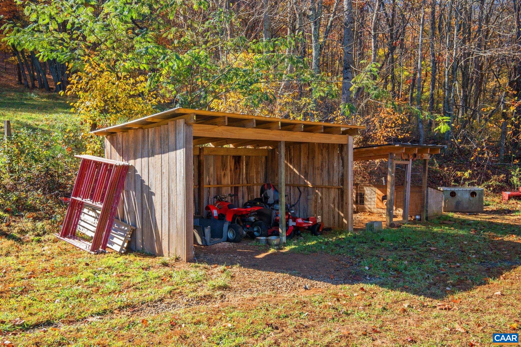 223 COXS CREEK LN