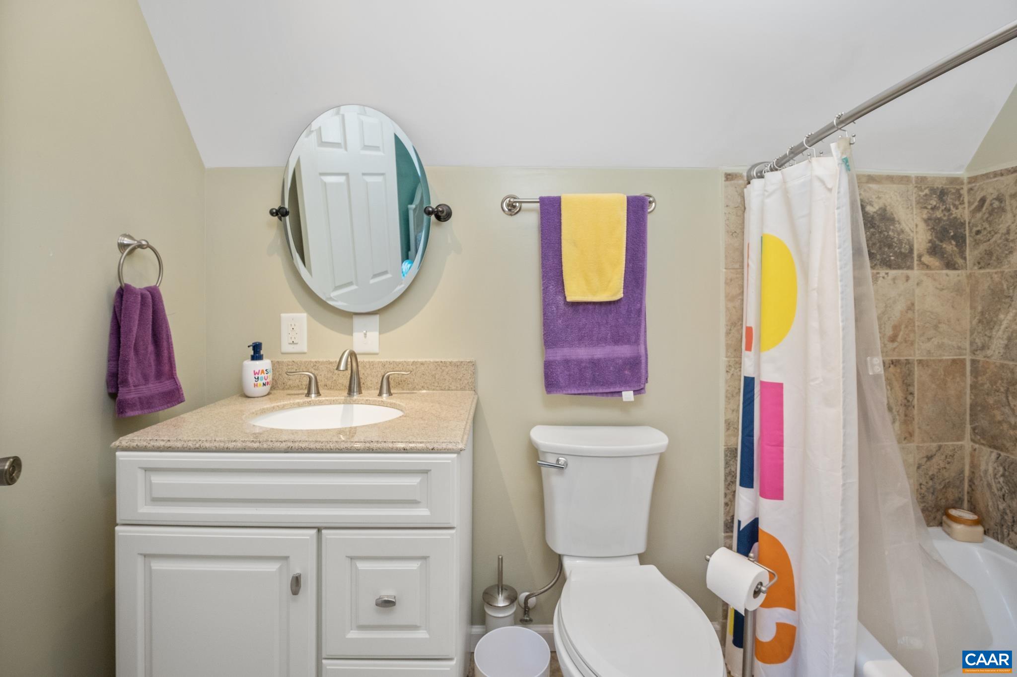 223 COXS CREEK LN