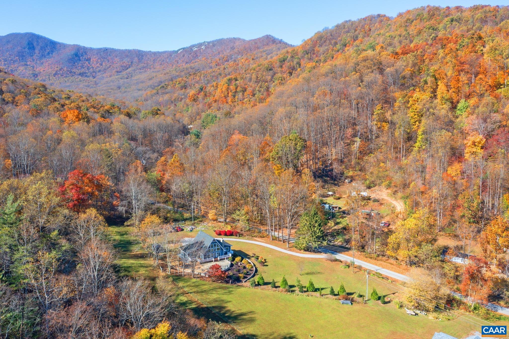 223 COXS CREEK LN