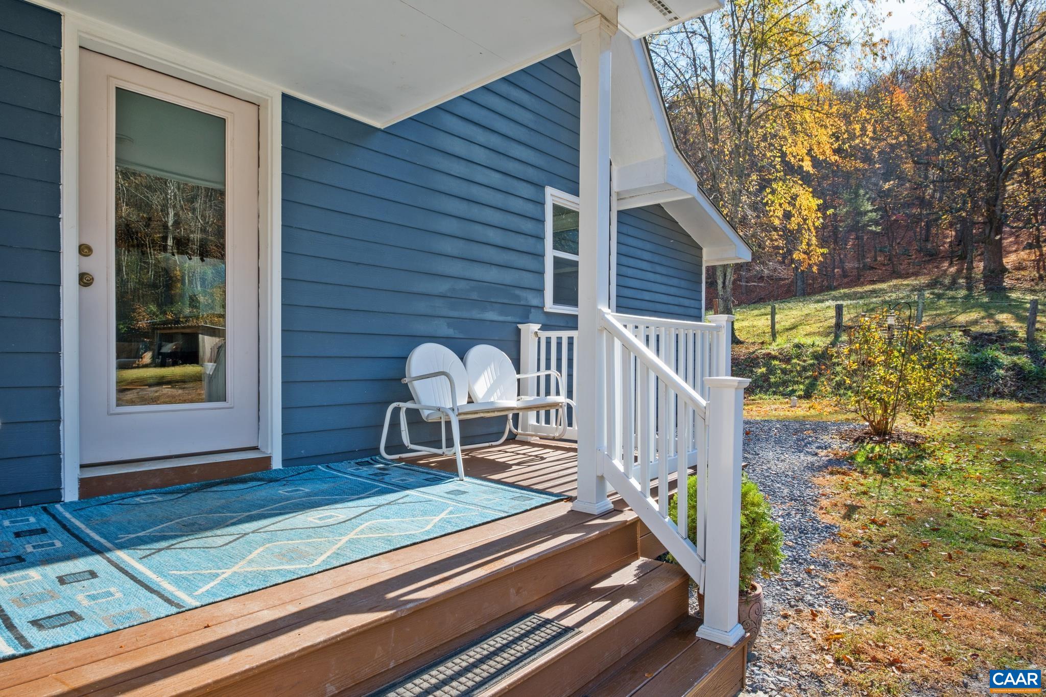 223 COXS CREEK LN