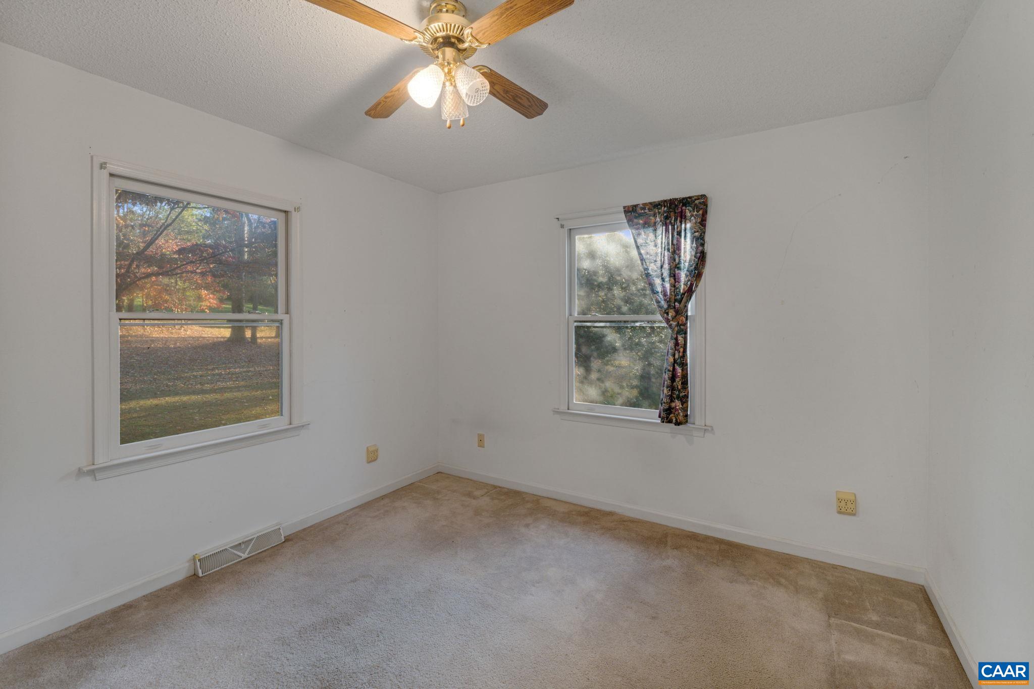 560 CARODON DR