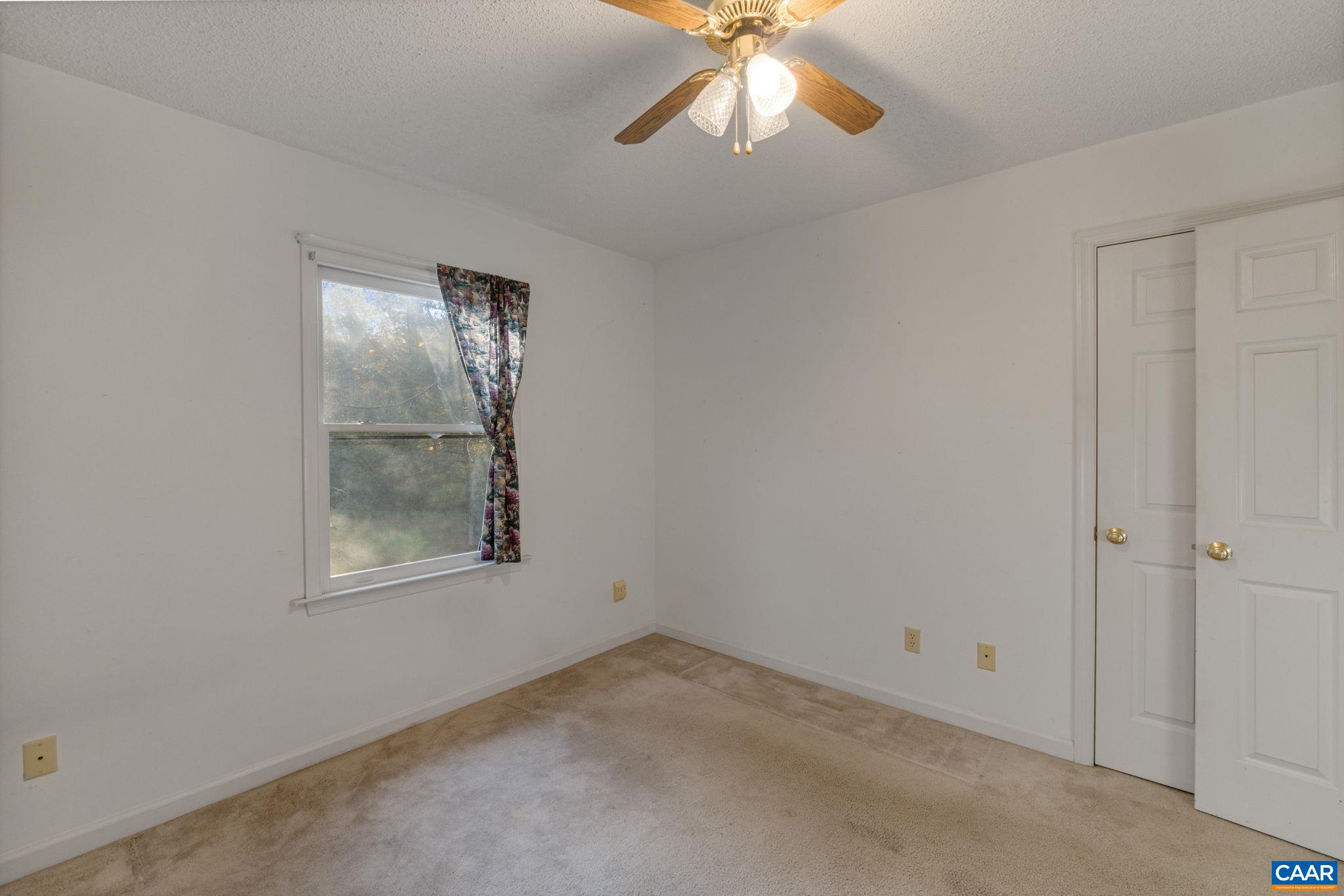 560 CARODON DR
