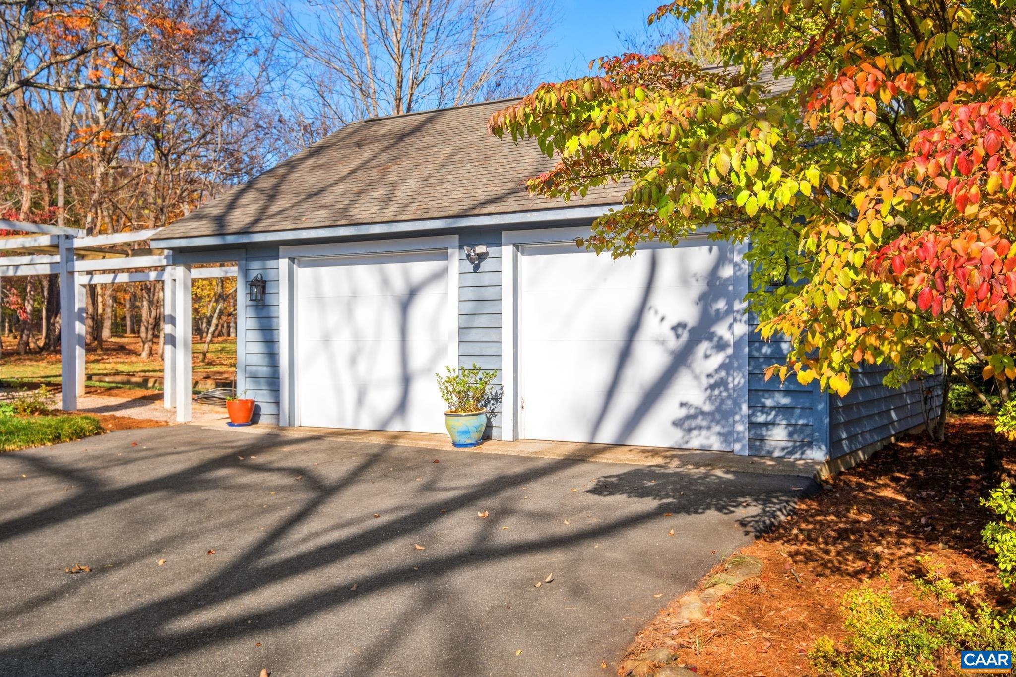 193 BLACK WALNUT DR