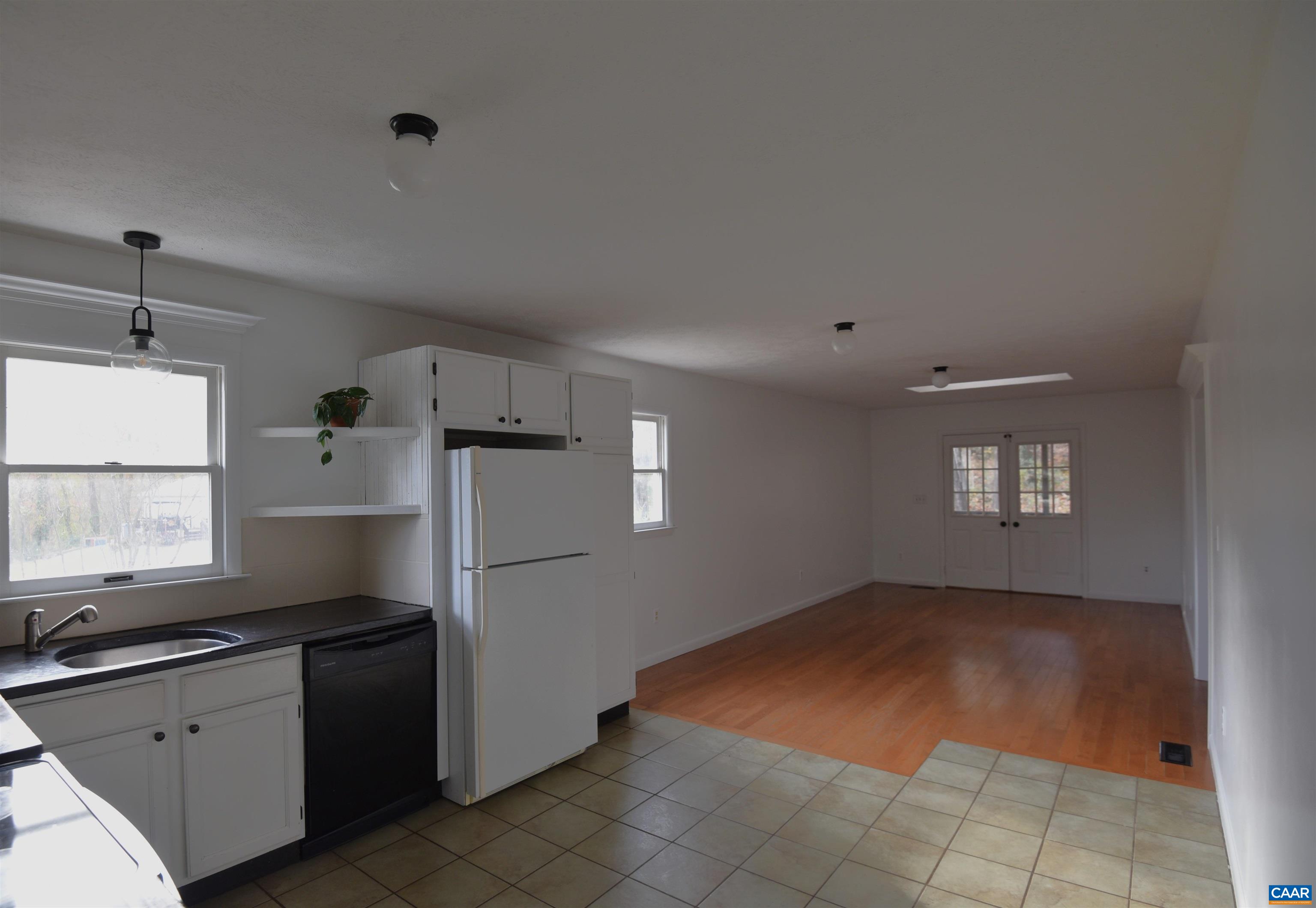 906 N GREENE ACRES RD