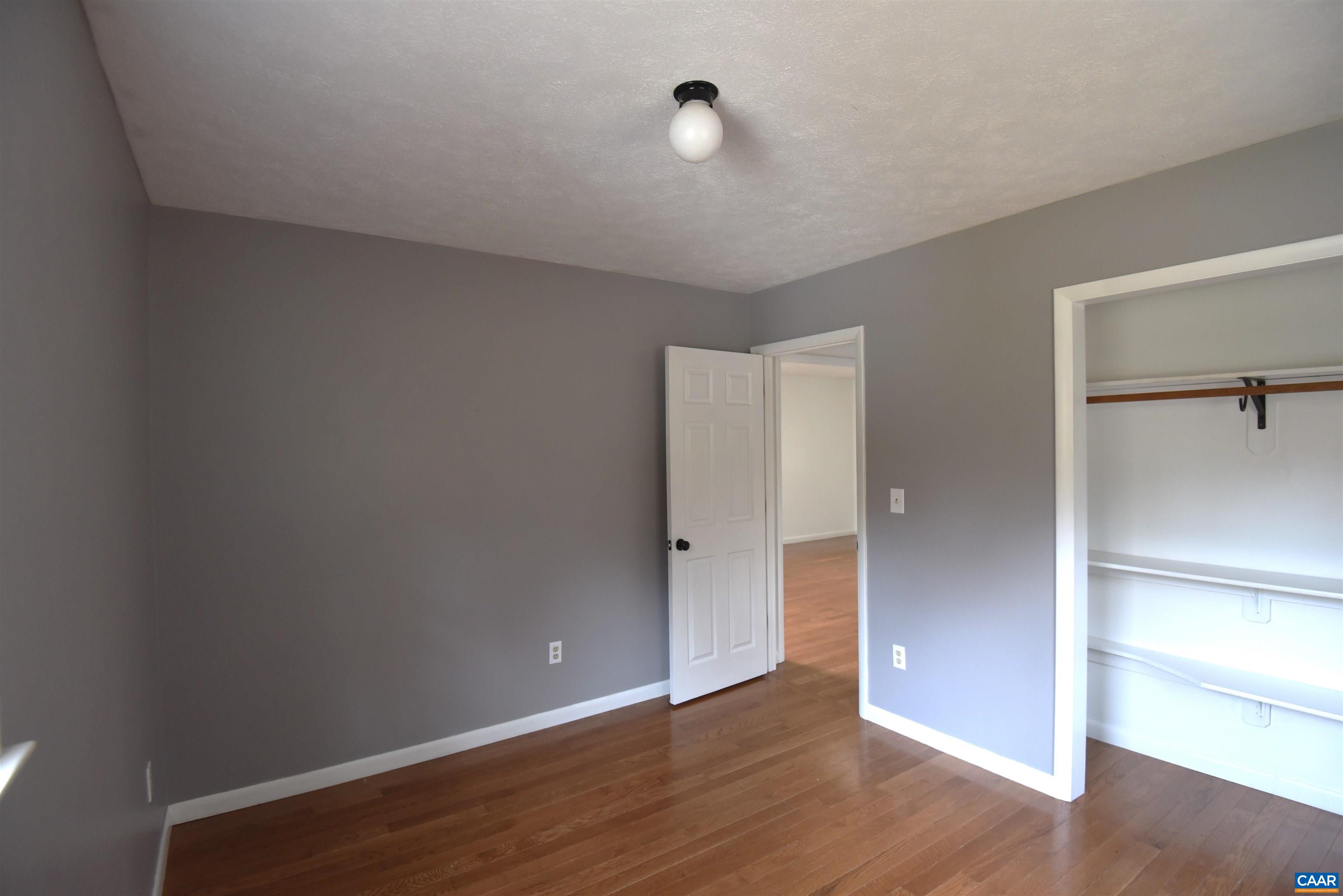 906 N GREENE ACRES RD