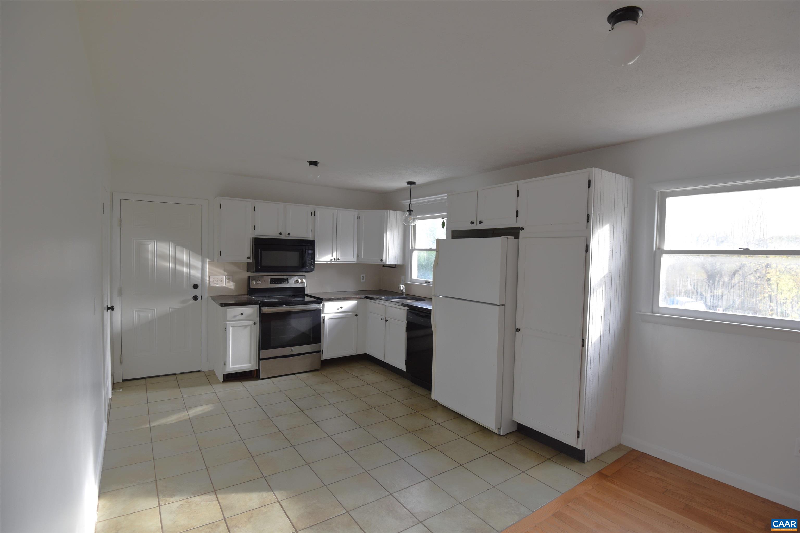 906 N GREENE ACRES RD