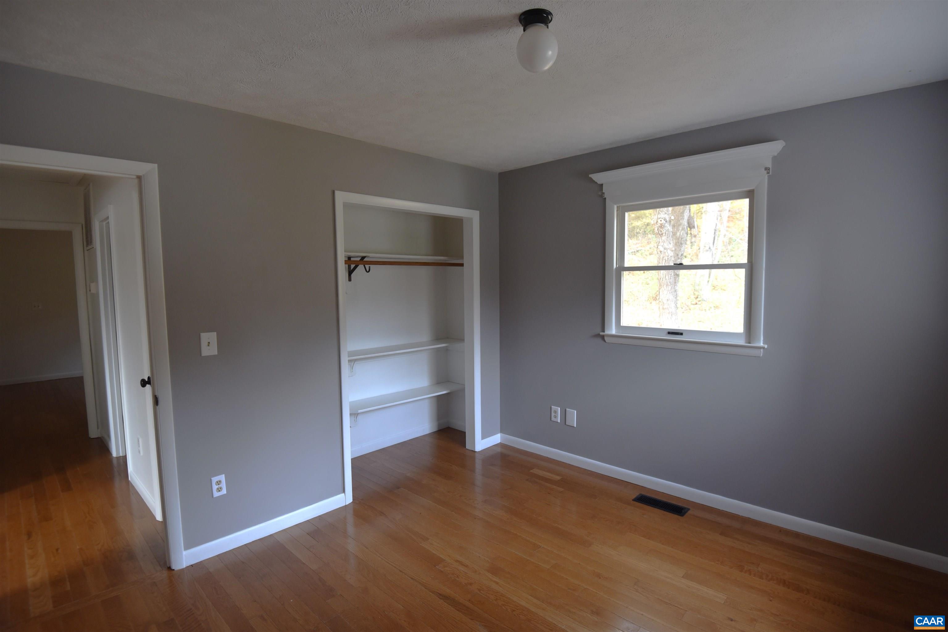 906 N GREENE ACRES RD