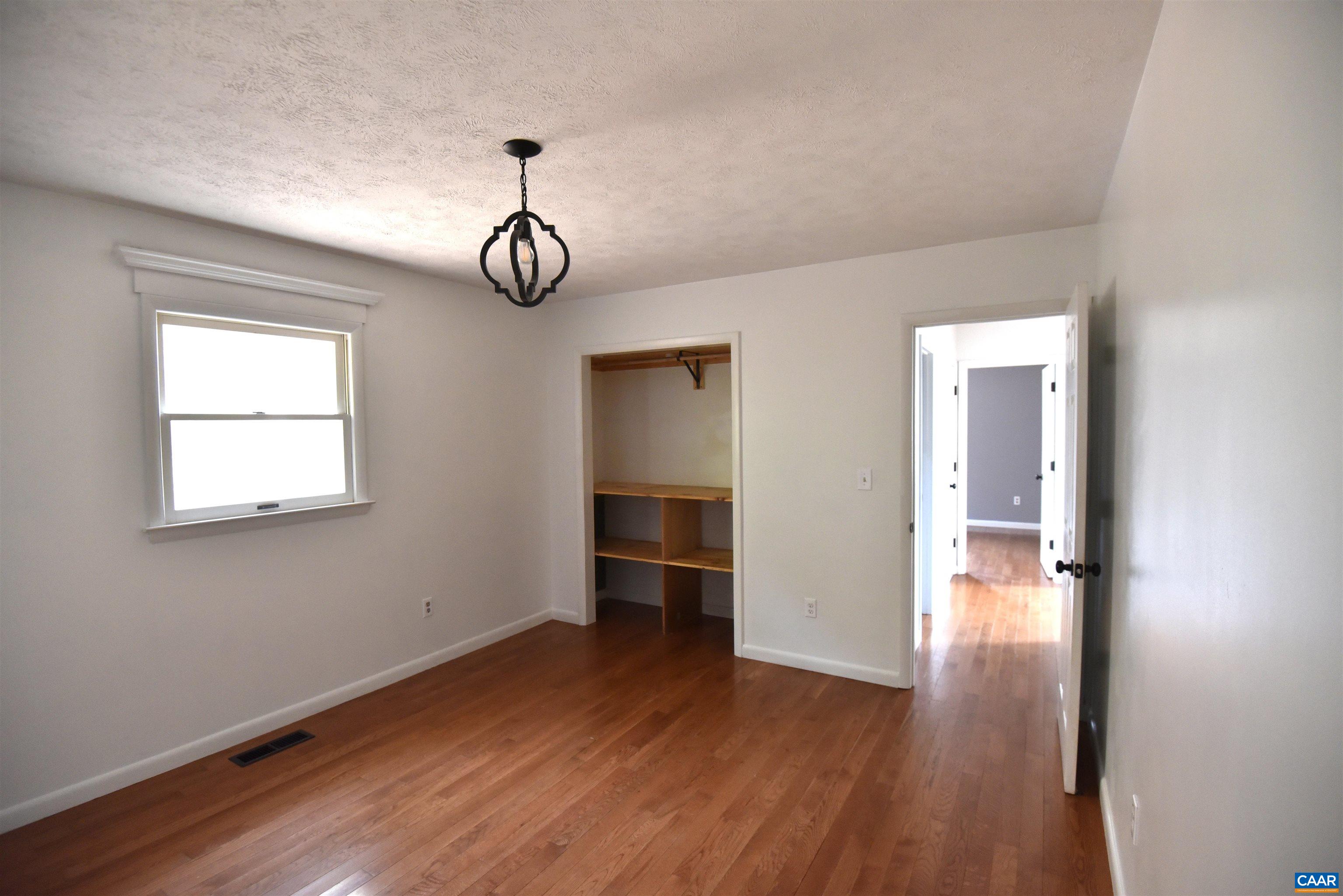 906 N GREENE ACRES RD