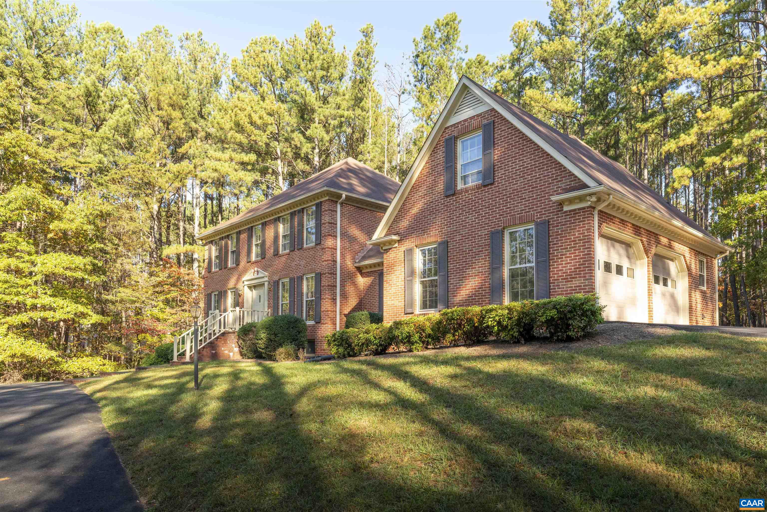 2360 SPRING BROOK DR