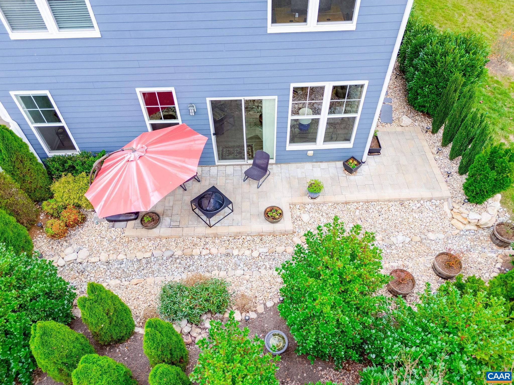 323 CLAIBOURNE RD