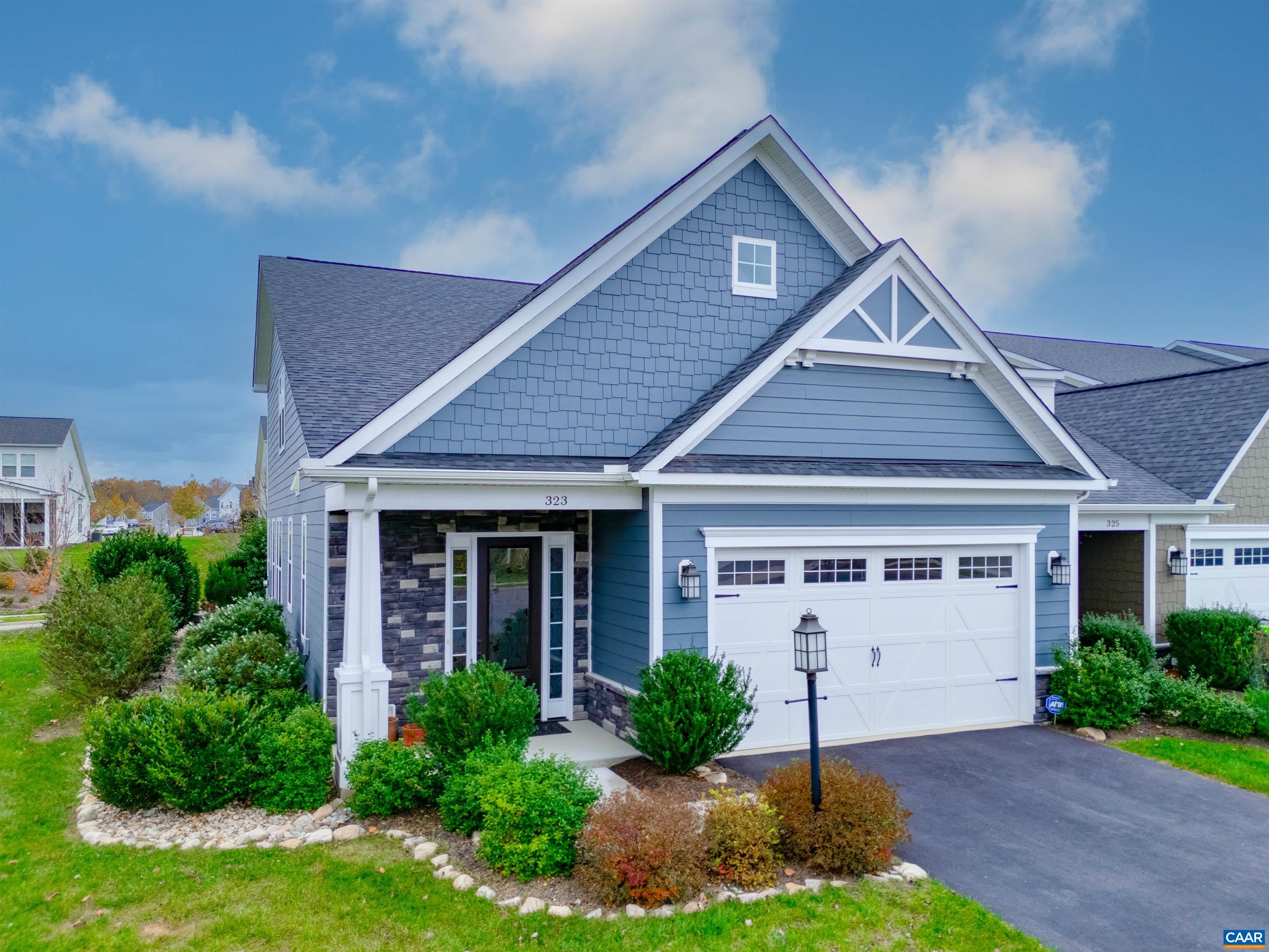 323 CLAIBOURNE RD