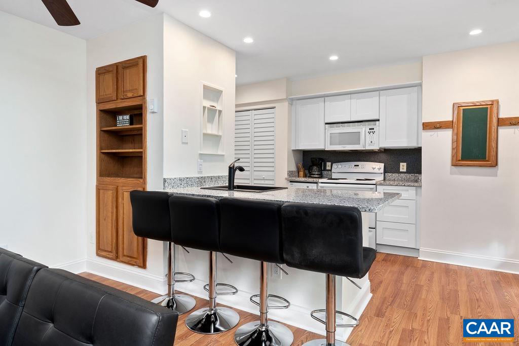2243 TANNERS RIDGE CONDOS