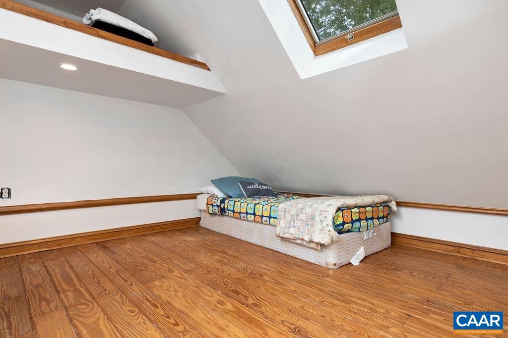 2243 TANNERS RIDGE CONDOS