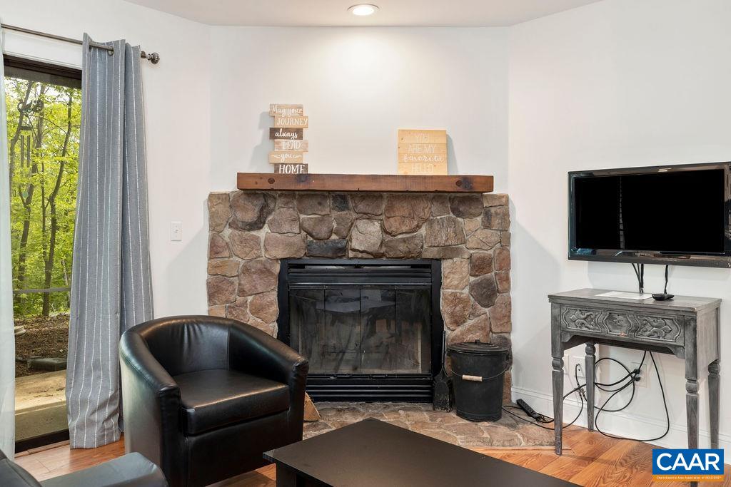 2243 TANNERS RIDGE CONDOS