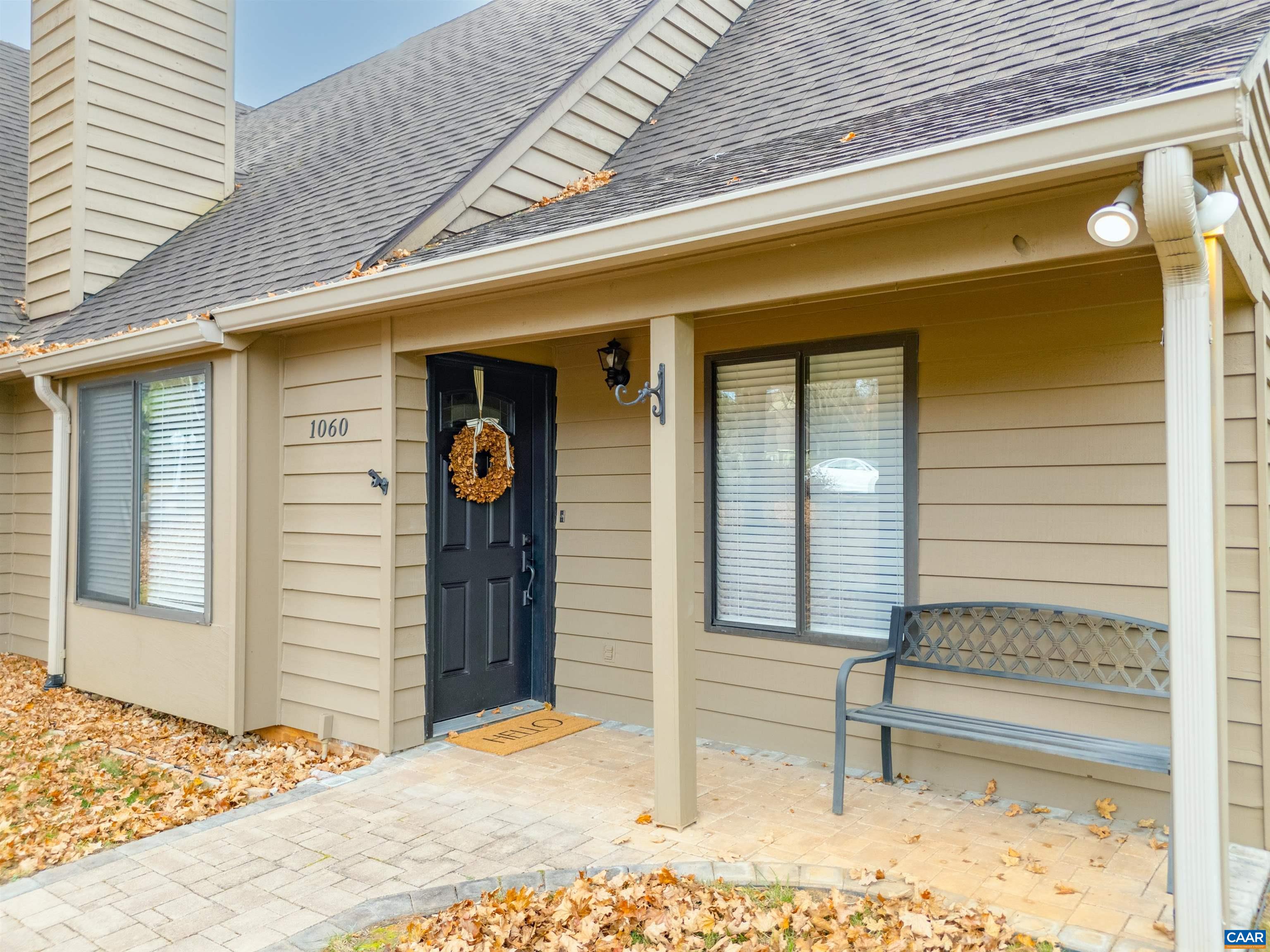 1060 HIGHLANDS DR