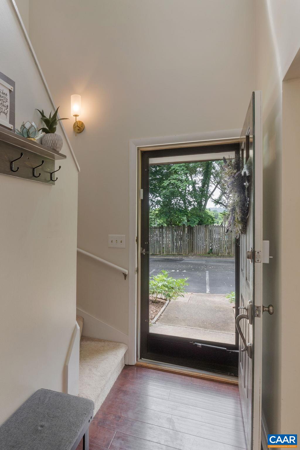 712 EXTON CT