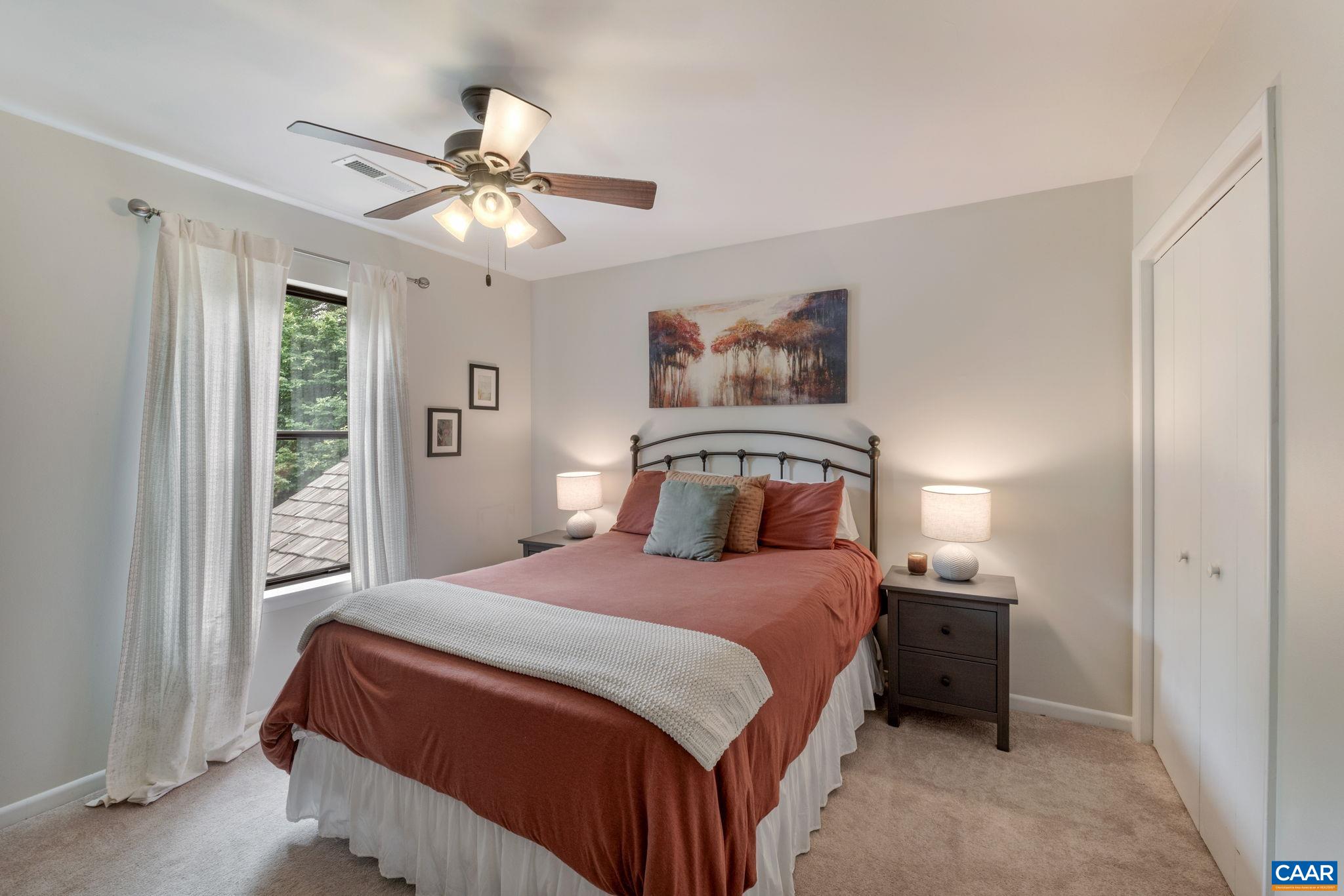 712 EXTON CT