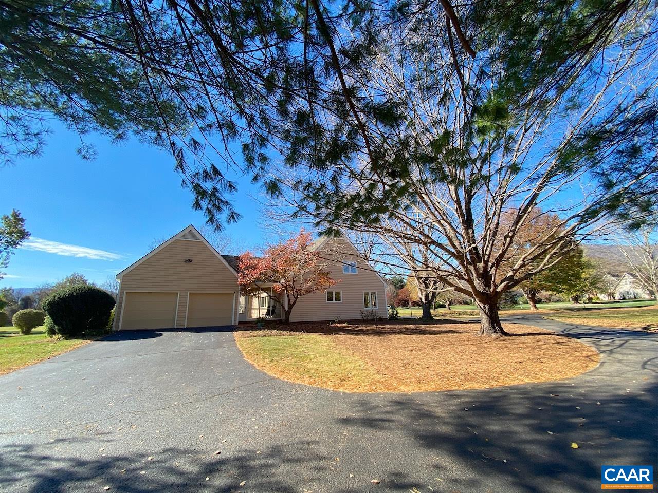 104 SADDLE RIDGE LN