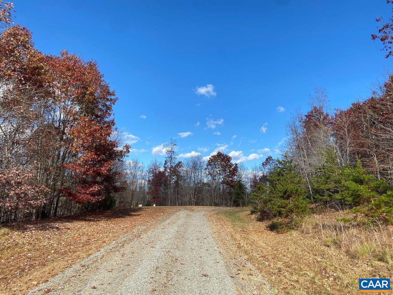 MOUNTAIN RIDGE LN Unit: 13