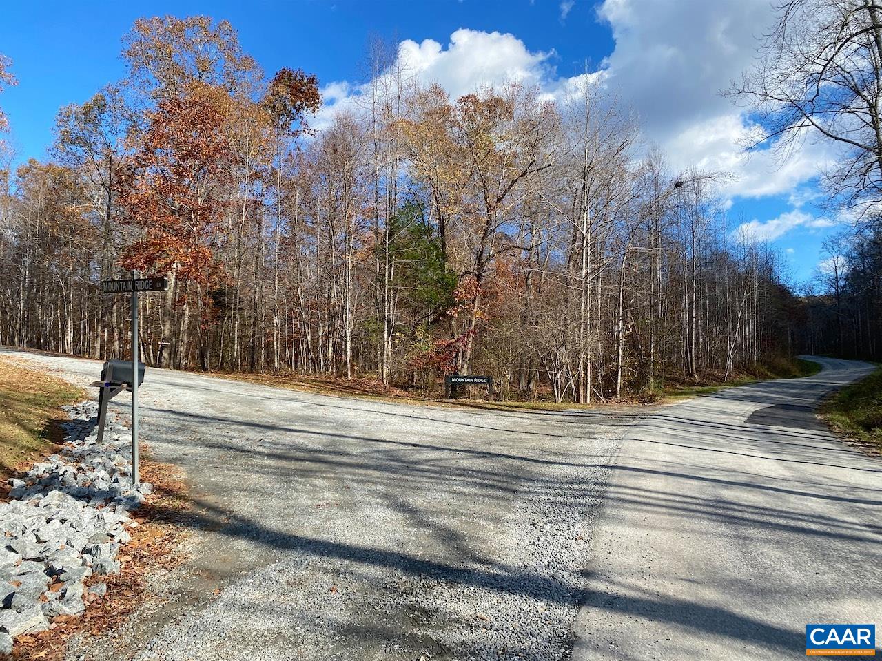 MOUNTAIN RIDGE LN Unit: 13