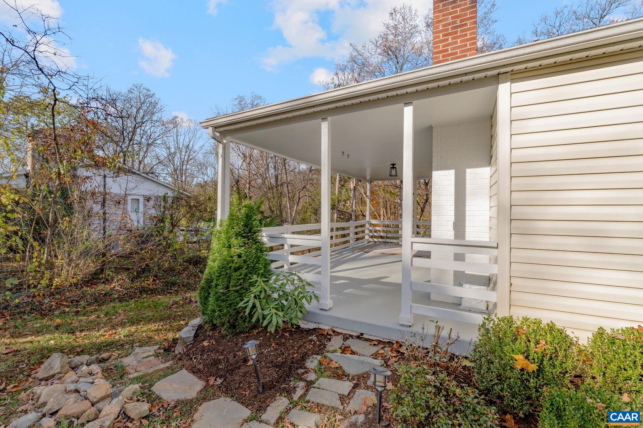 146 BUCKINGHAM CIR