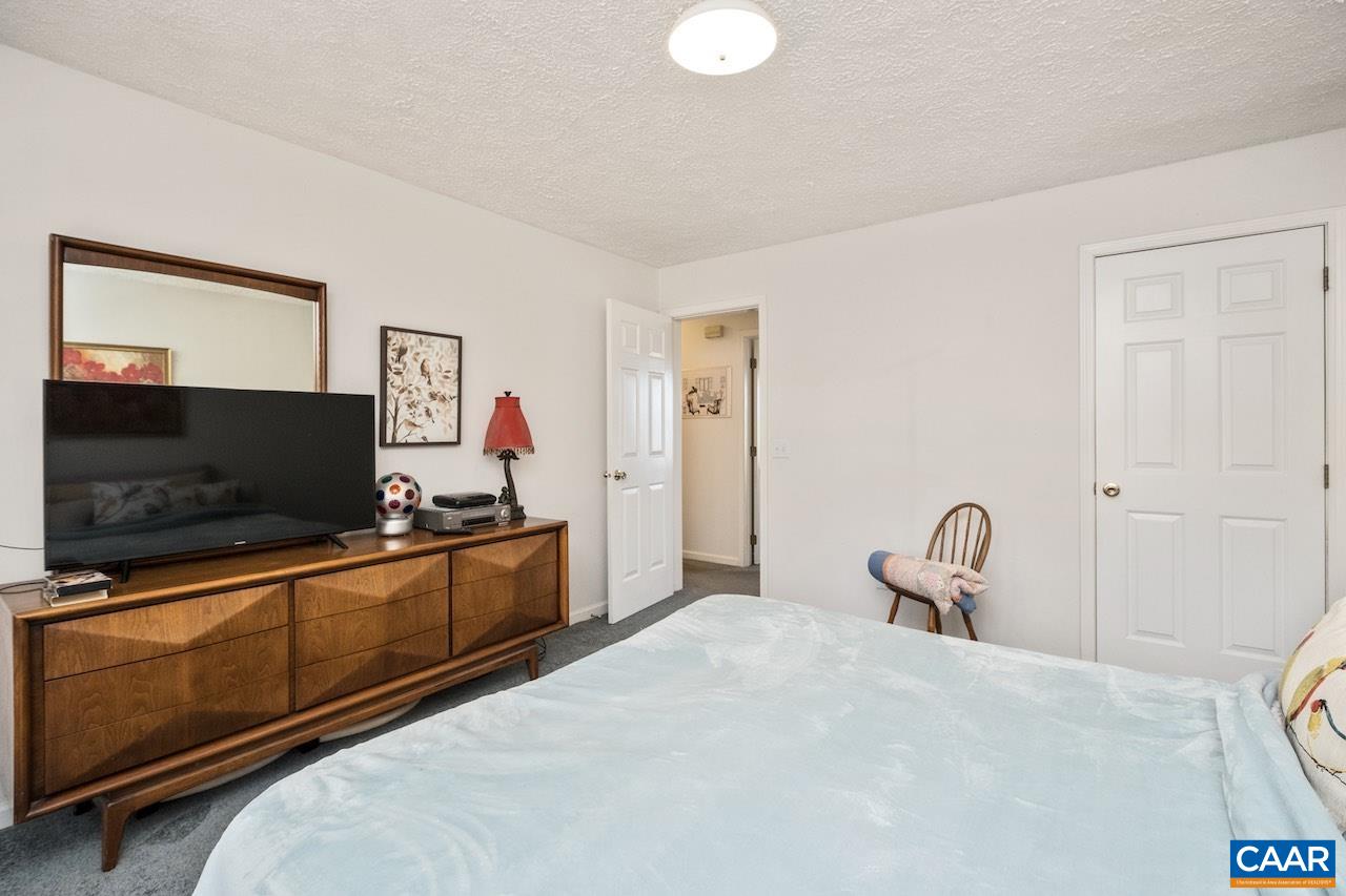 315 JOHNSON HOLLOW RD