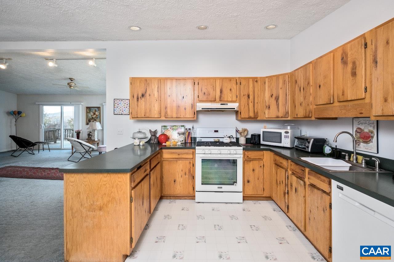 315 JOHNSON HOLLOW RD