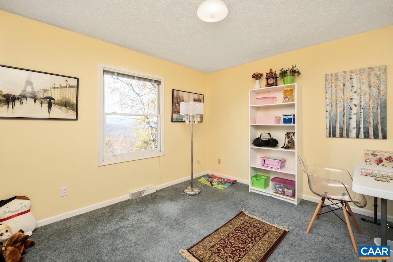315 JOHNSON HOLLOW RD