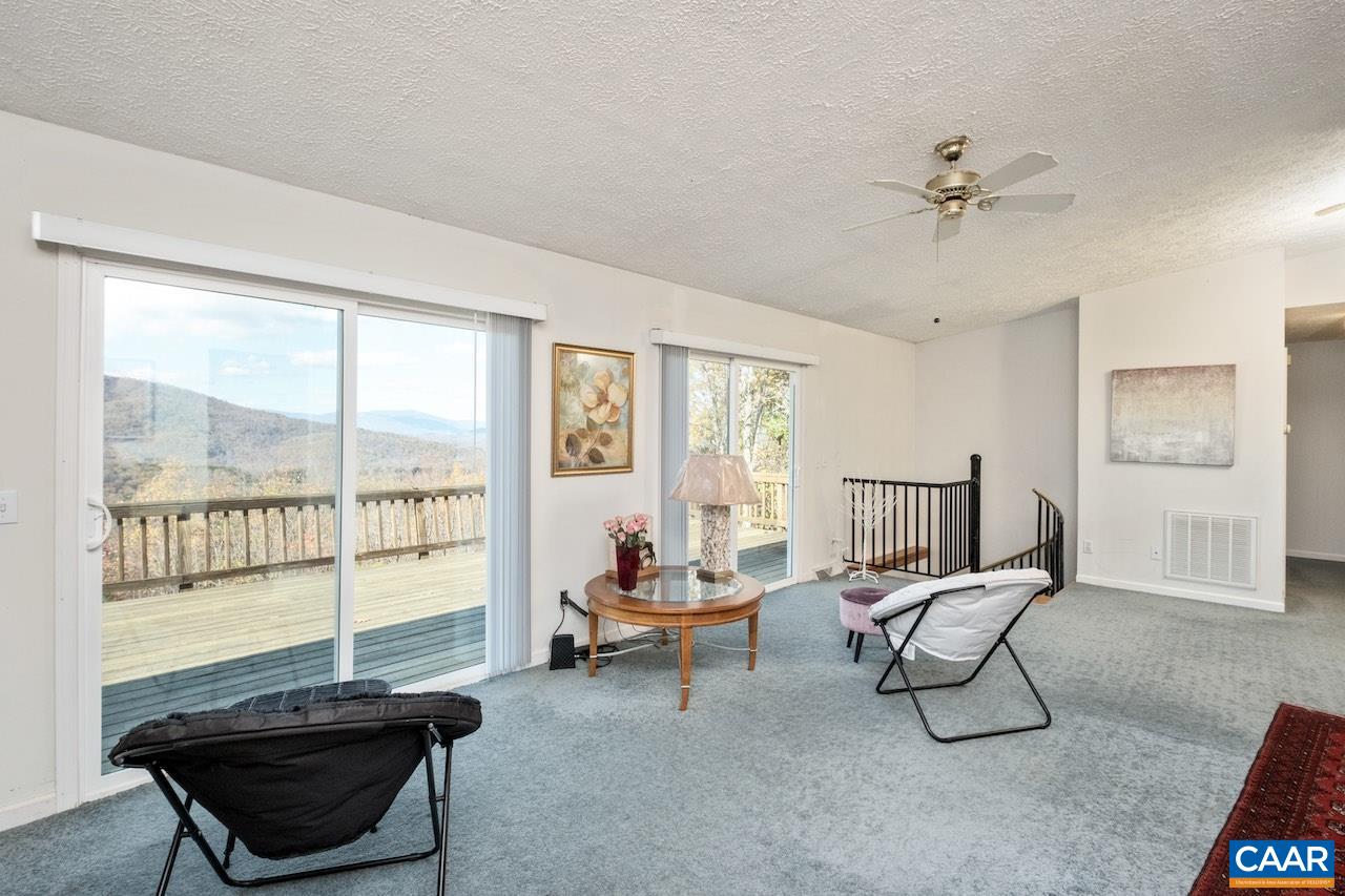 315 JOHNSON HOLLOW RD