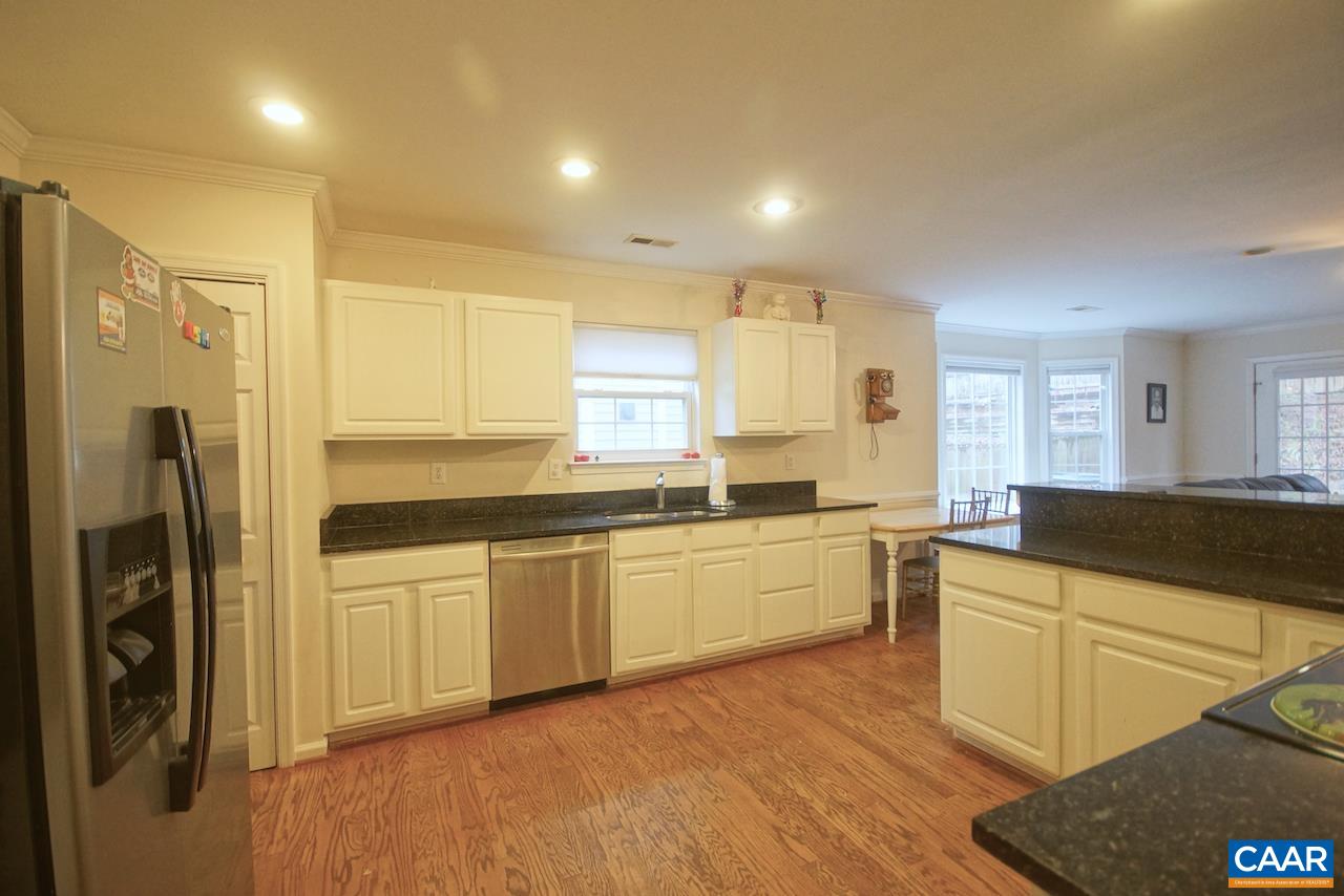 886 SWAN RIDGE RD