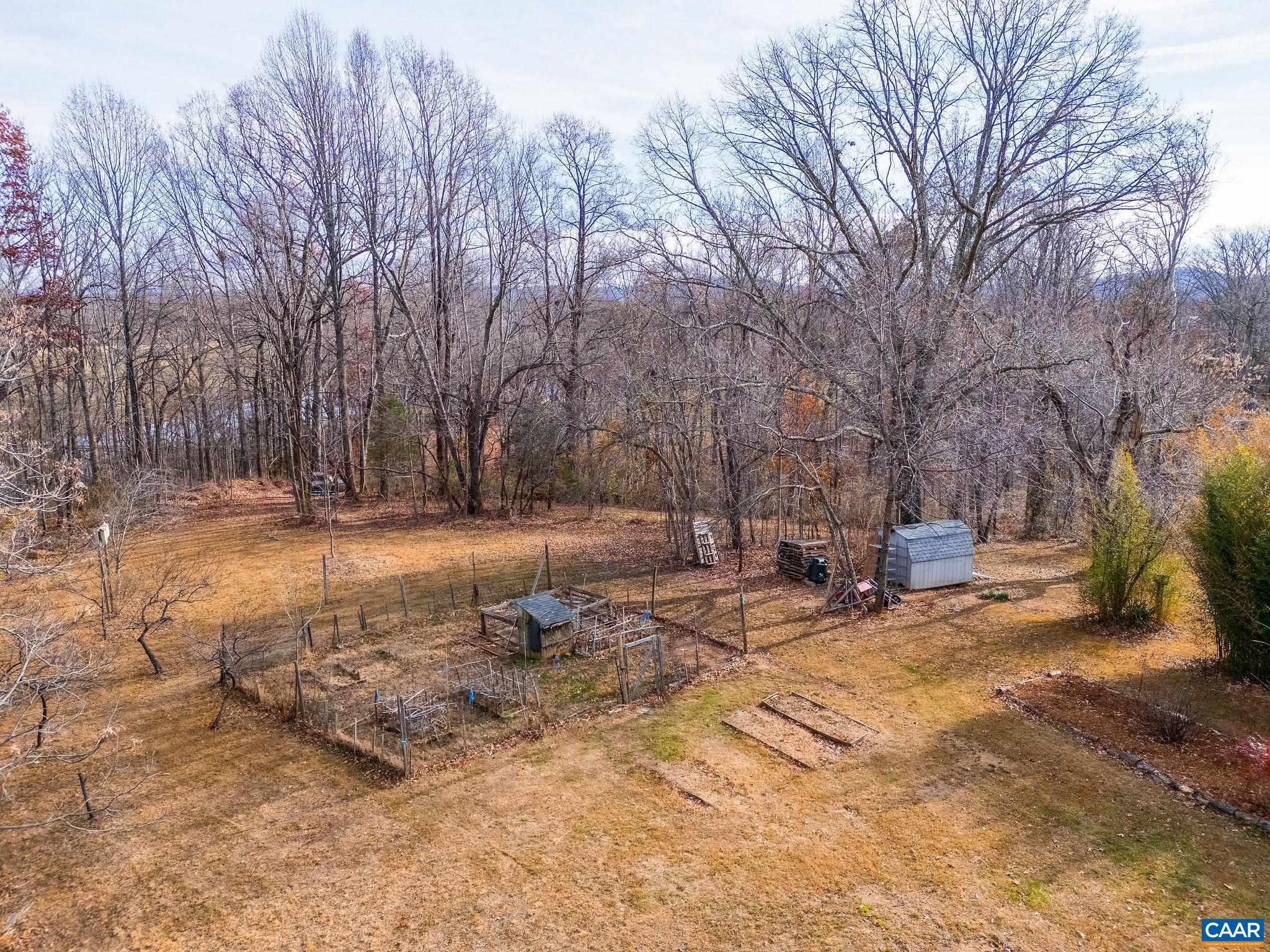 569 HALF MILE BRANCH RD
