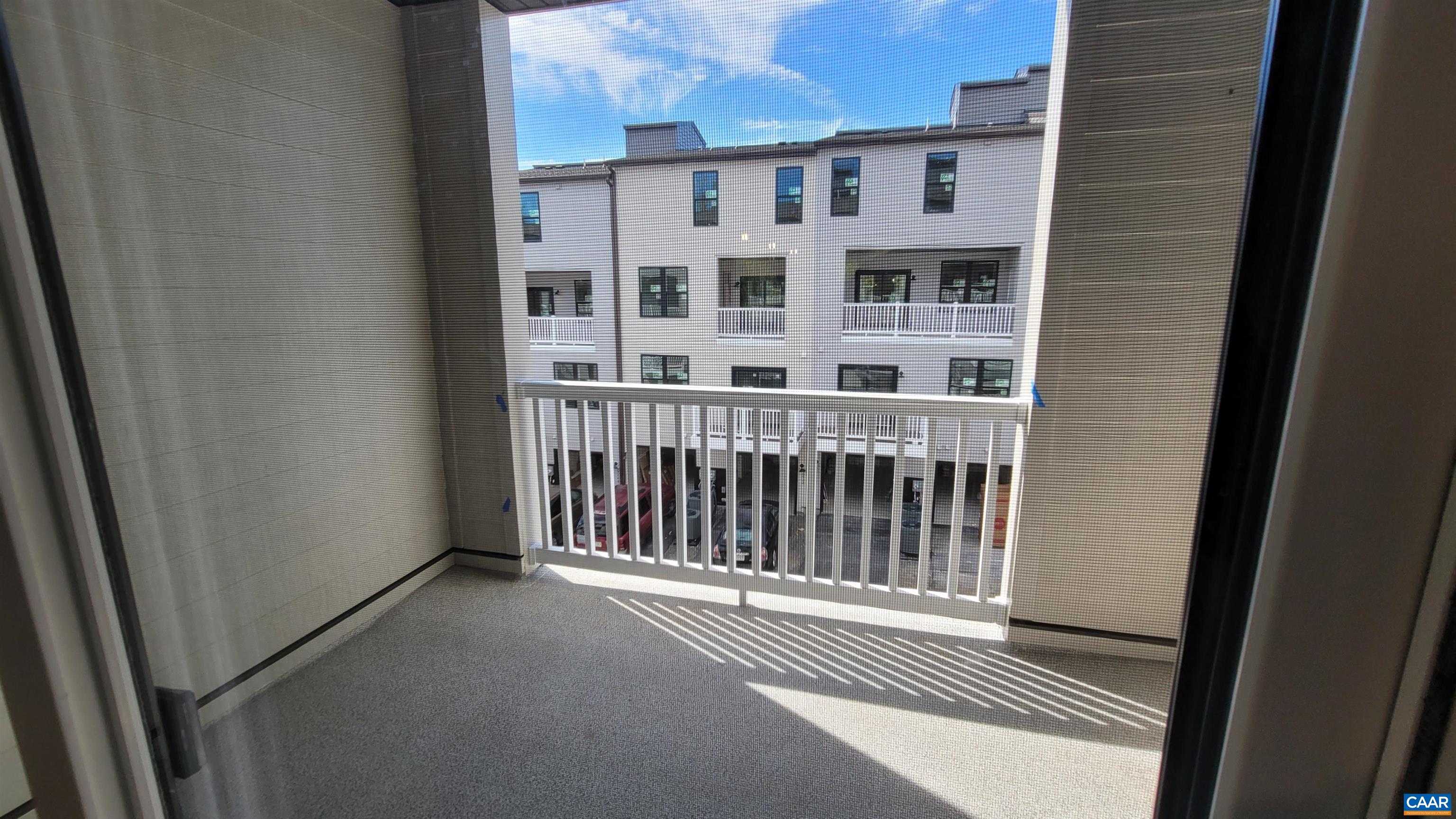 818 WESLEY LN Unit: B