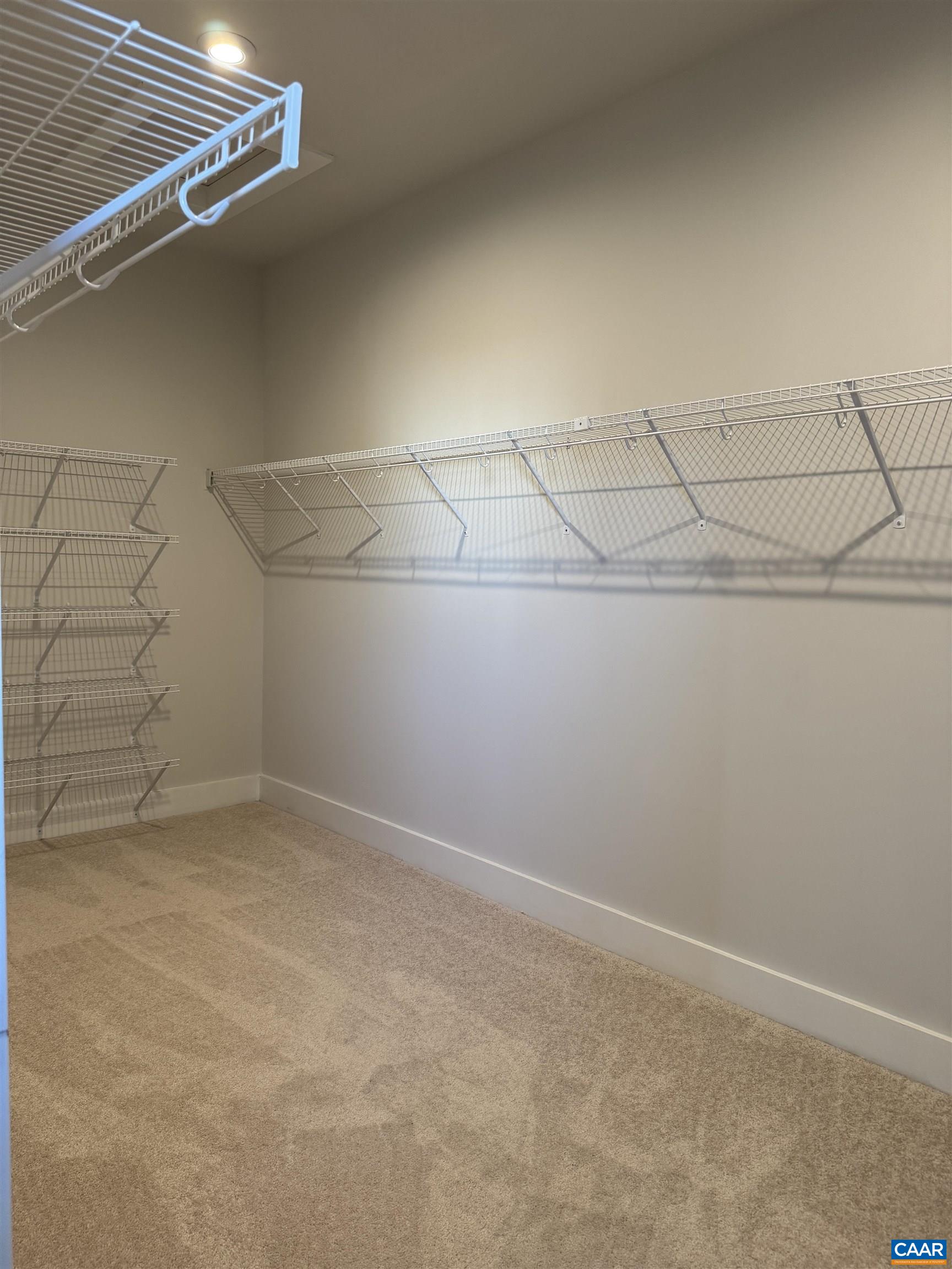 818 WESLEY LN Unit: B