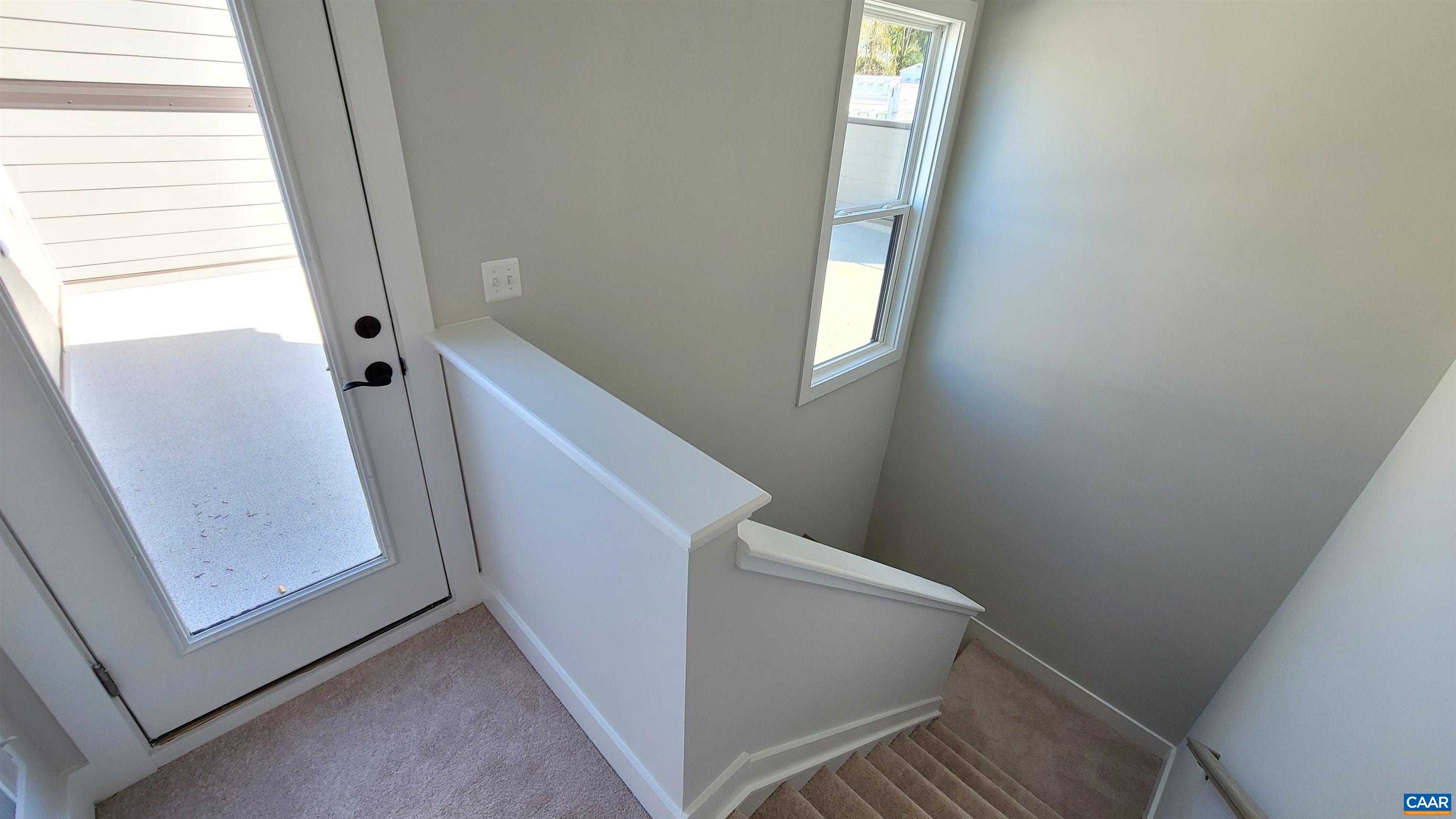 818 WESLEY LN Unit: B